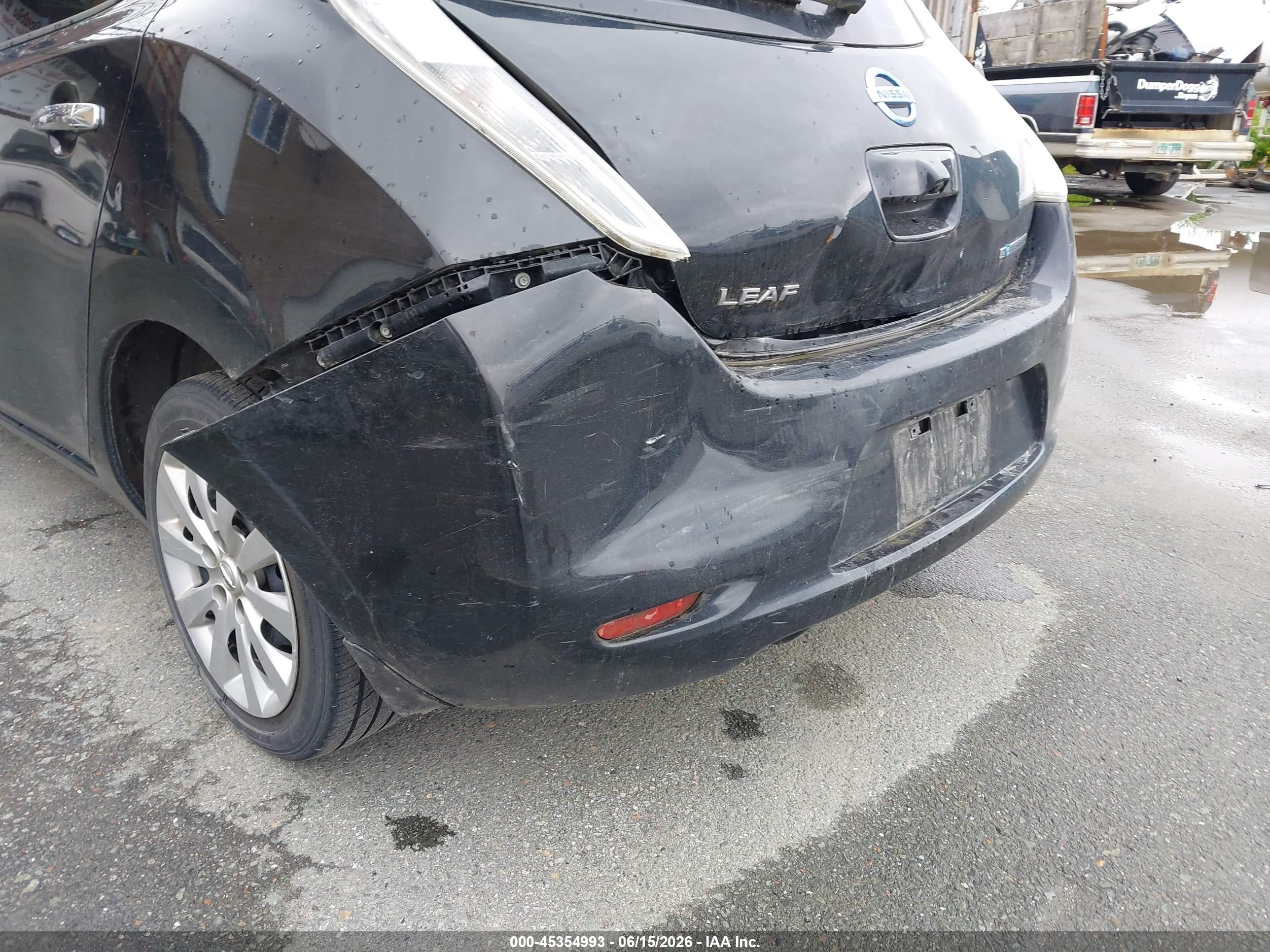 2015 Nissan Leaf S Black vin: 1N4AZ0CPXFC311032