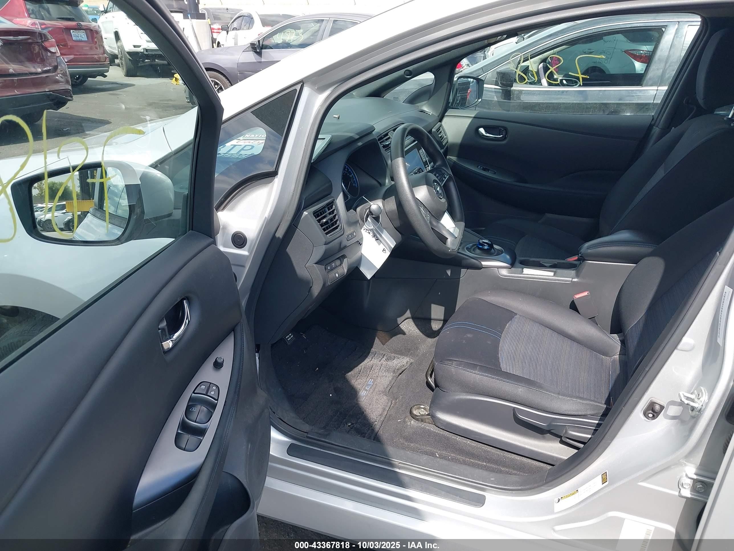 2020 Nissan Leaf S 40 Kwh Серебряный vin: 1N4AZ1BP3LC310825