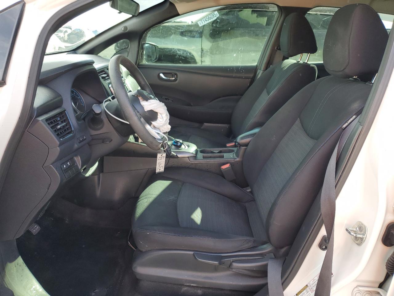 2018 Nissan Leaf S White vin: 1N4AZ1CP1JC301360