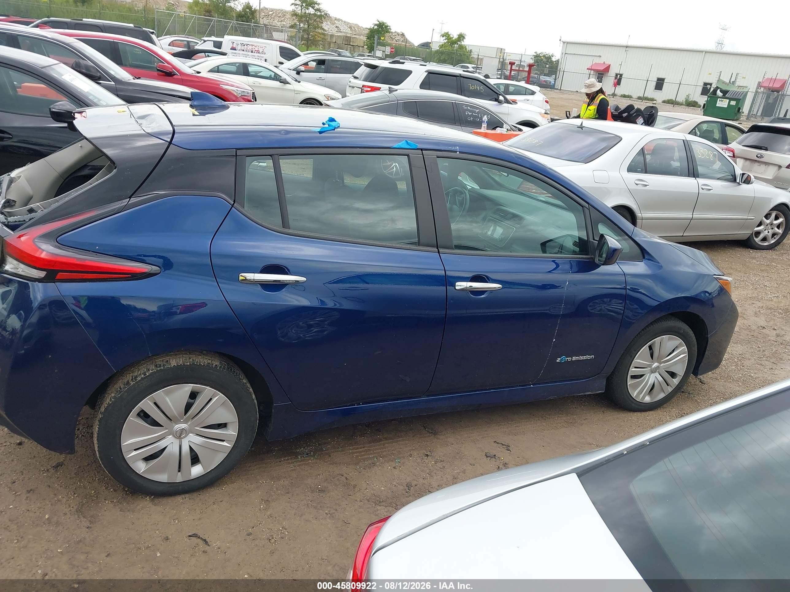 2018 Nissan Leaf S Blue vin: 1N4AZ1CP4JC308349