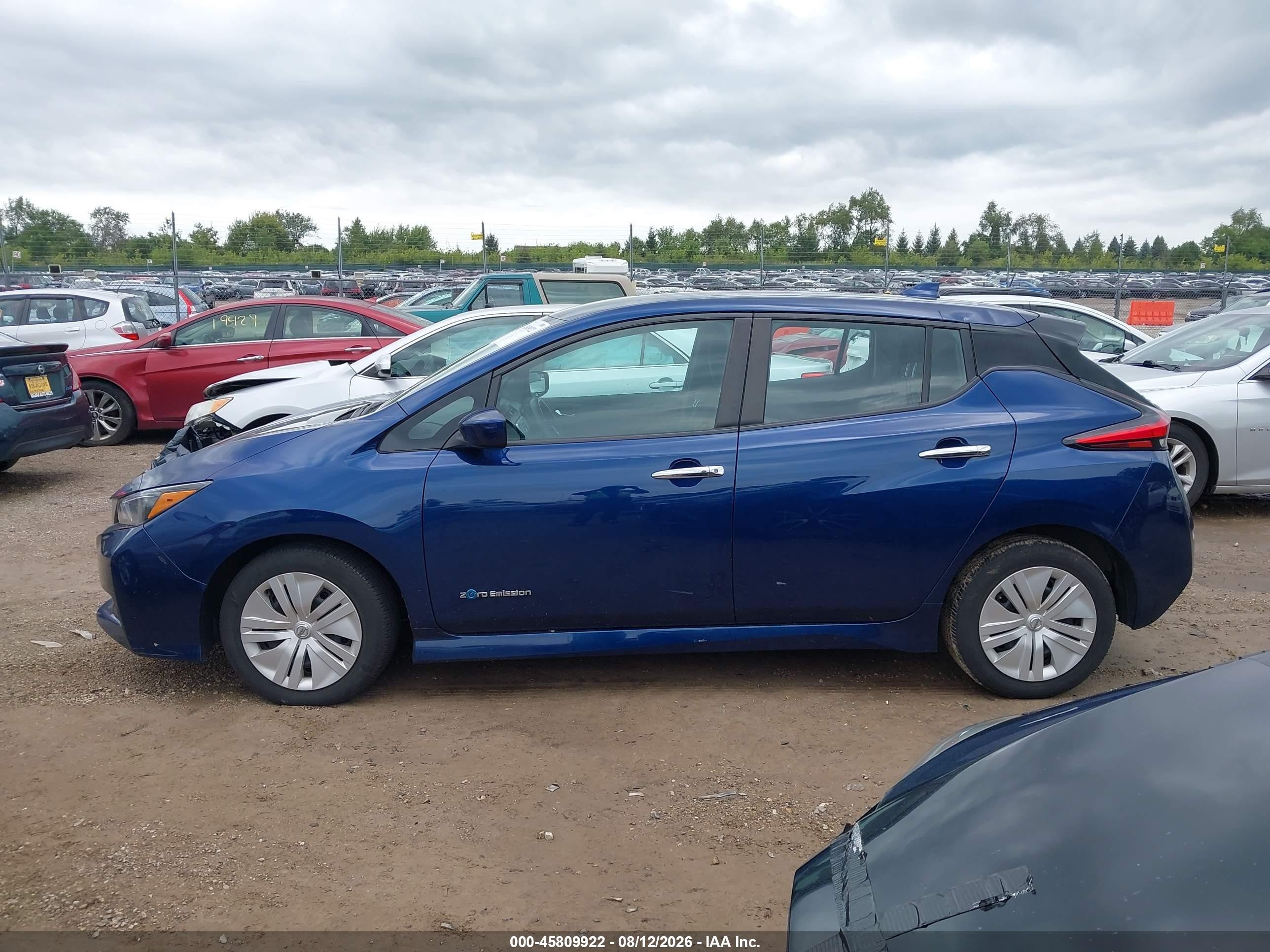 2018 Nissan Leaf S Blue vin: 1N4AZ1CP4JC308349