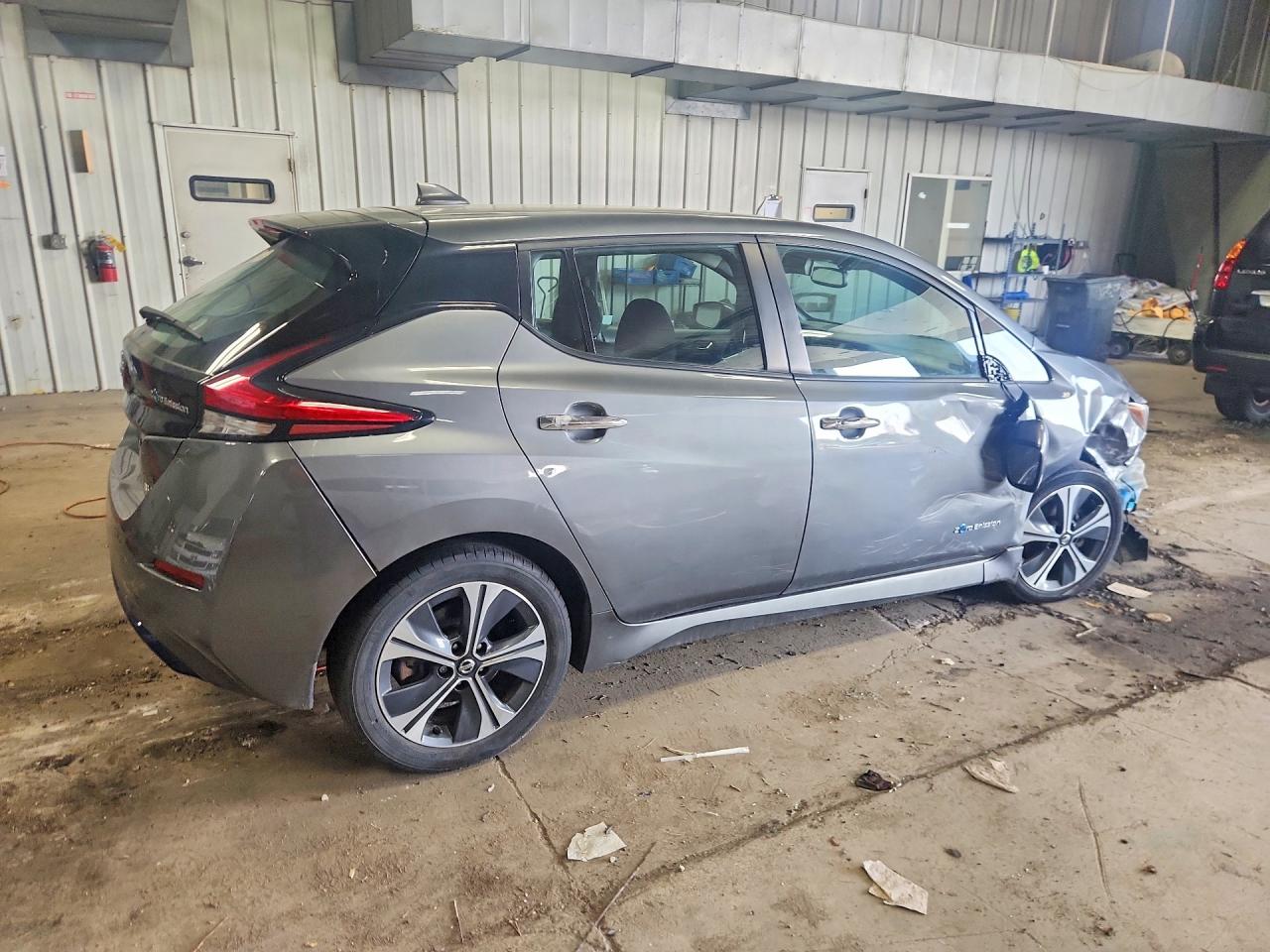 2018 Nissan Leaf Sv Gray vin: 1N4AZ1CP5JC300616