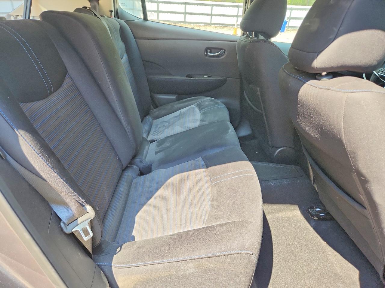 2019 Nissan Leaf Sv Gray vin: 1N4AZ1CP8KC305231
