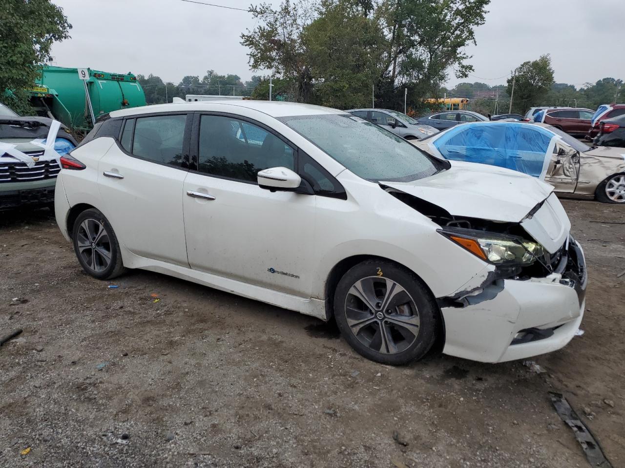 2018 Nissan Leaf S White vin: 1N4AZ1CPXJC300577