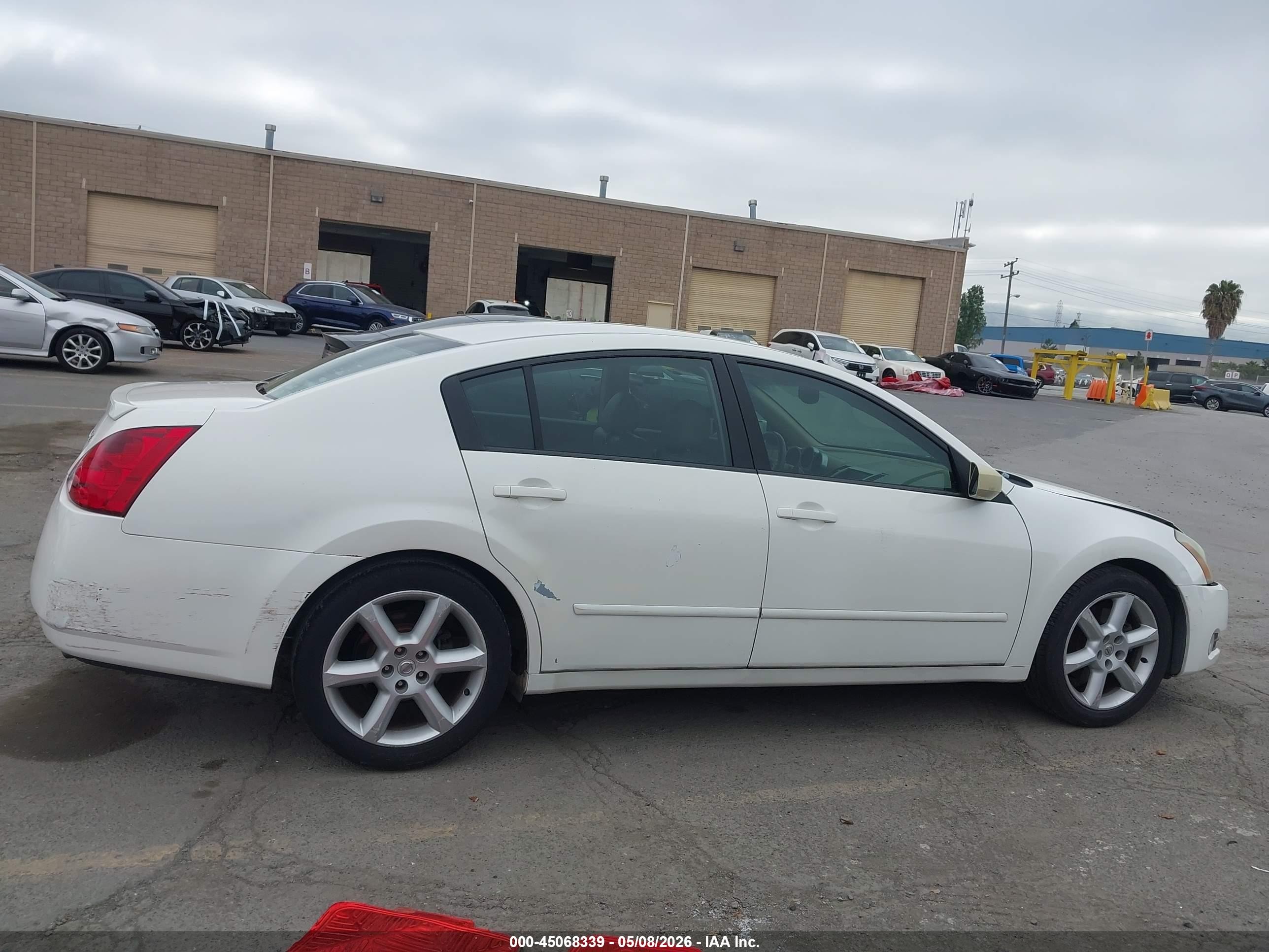 2004 Nissan Maxima 3.5 Se White vin: 1N4BA41E04C832634