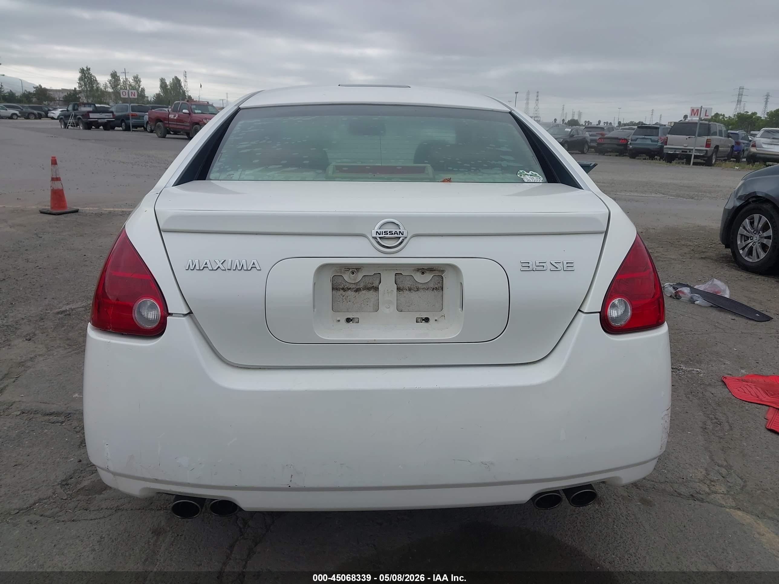 2004 Nissan Maxima 3.5 Se White vin: 1N4BA41E04C832634