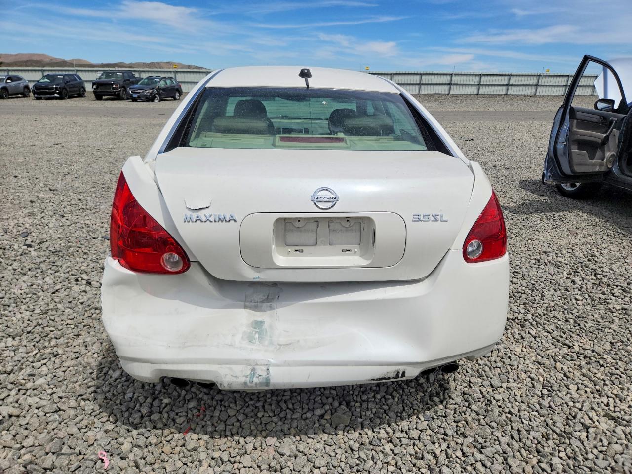 2004 Nissan Maxima 3.5 Se White vin: 1N4BA41E44C855382