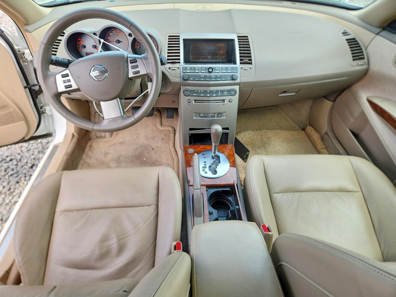 2004 Nissan Maxima 3.5 Se White vin: 1N4BA41E44C855382
