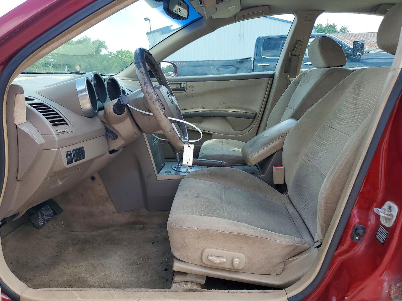 2004 Nissan Maxima Red vin: 1N4BA41E74C898145