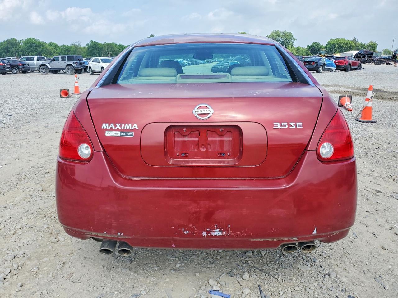 2004 Nissan Maxima Red vin: 1N4BA41E74C898145
