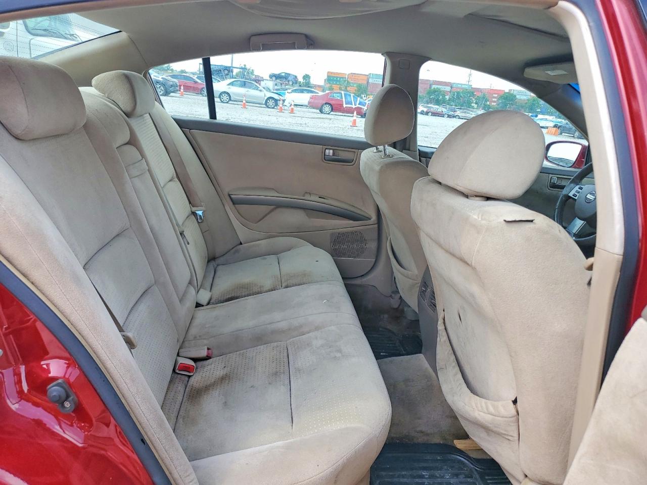 2004 Nissan Maxima Red vin: 1N4BA41E74C898145