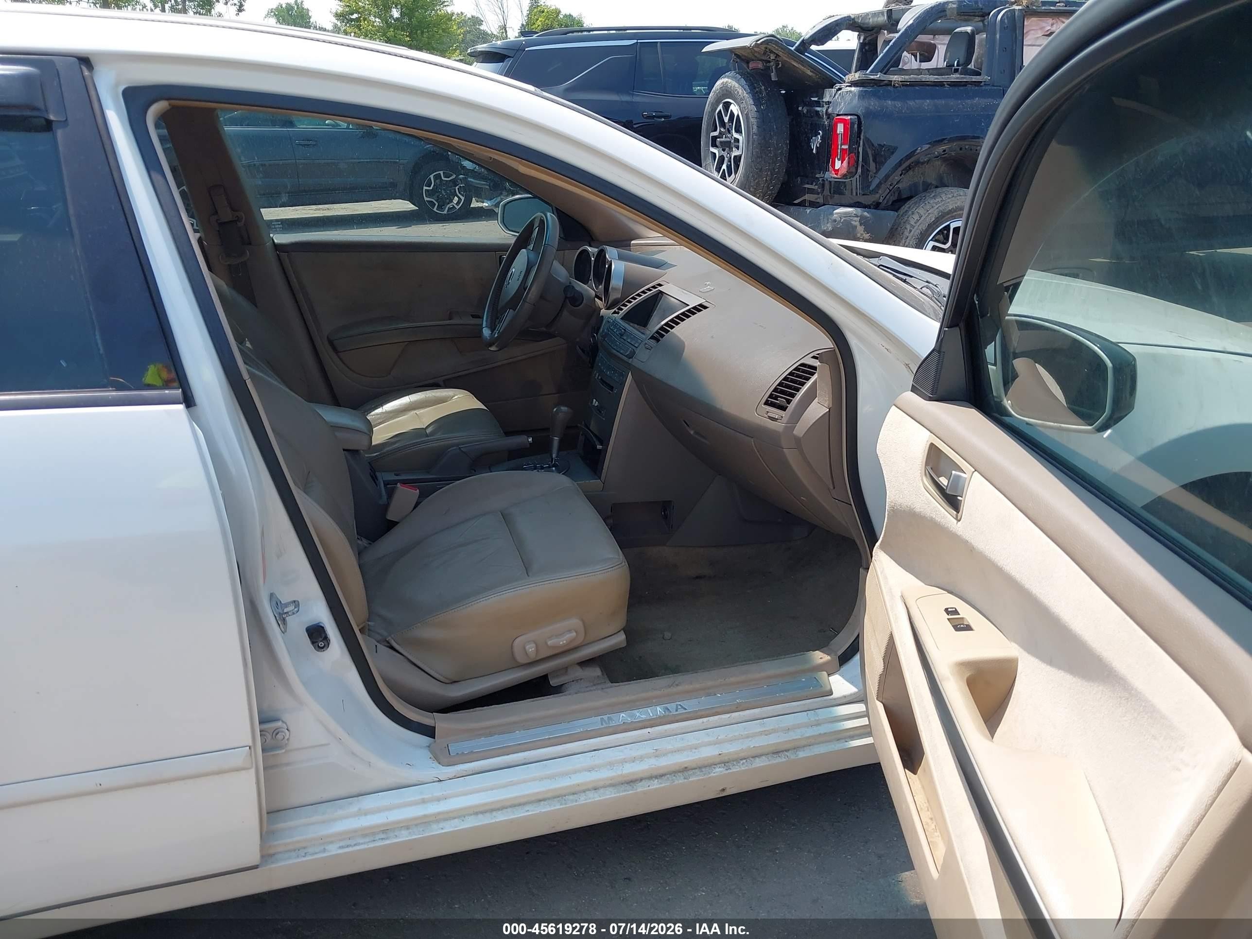 2004 Nissan Maxima 3.5 Se White vin: 1N4BA41E84C846345