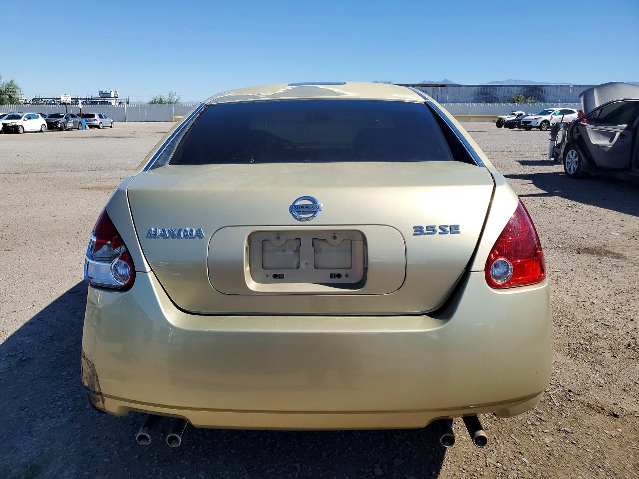 2004 Nissan Maxima 3.5 Se Gold vin: 1N4BA41E84C876476