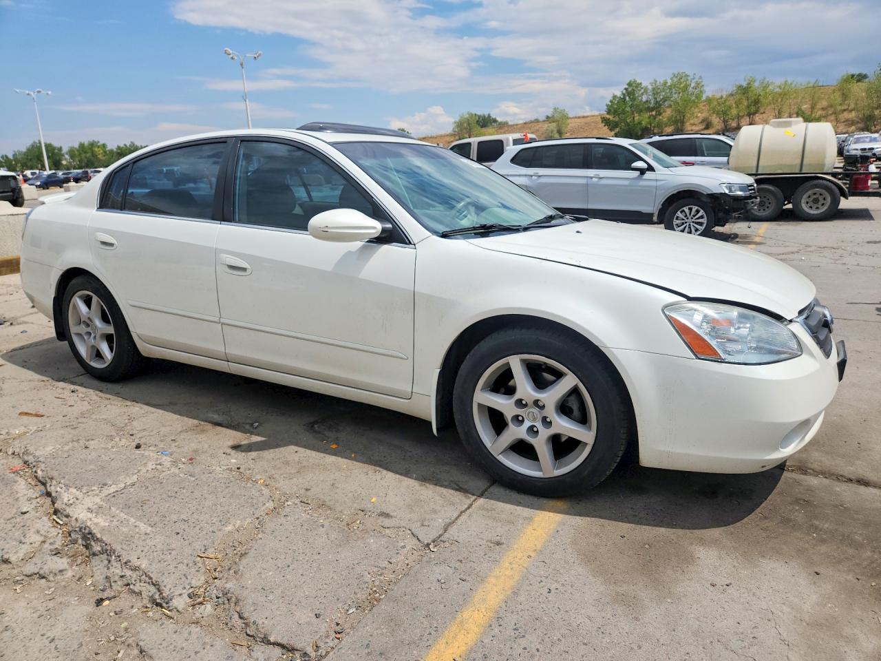 2002 Nissan Altima 3.5 Se White vin: 1N4BL11D02C161088