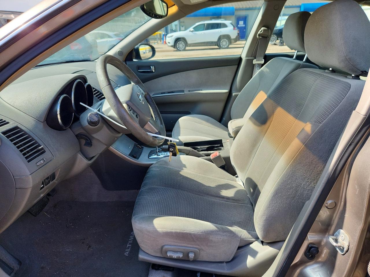 2006 Nissan Altima 3.5 Se Серый vin: 1N4BL11D06N410306
