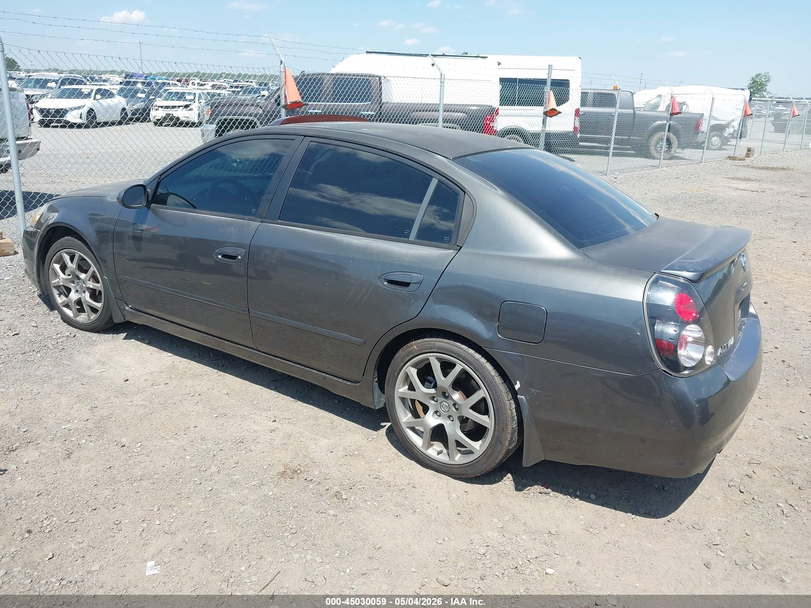 2006 Nissan Altima 3.5 Se-r Gray vin: 1N4BL11D16C150803