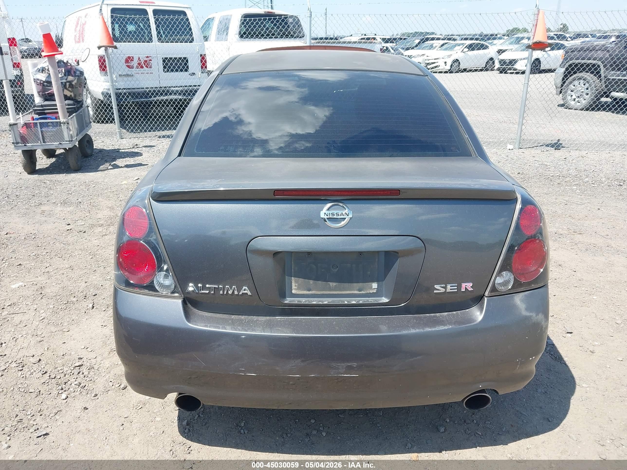 2006 Nissan Altima 3.5 Se-r Gray vin: 1N4BL11D16C150803