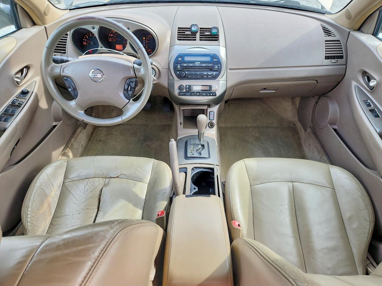 2004 Nissan Alitma Gold vin: 1N4BL11D44C168287