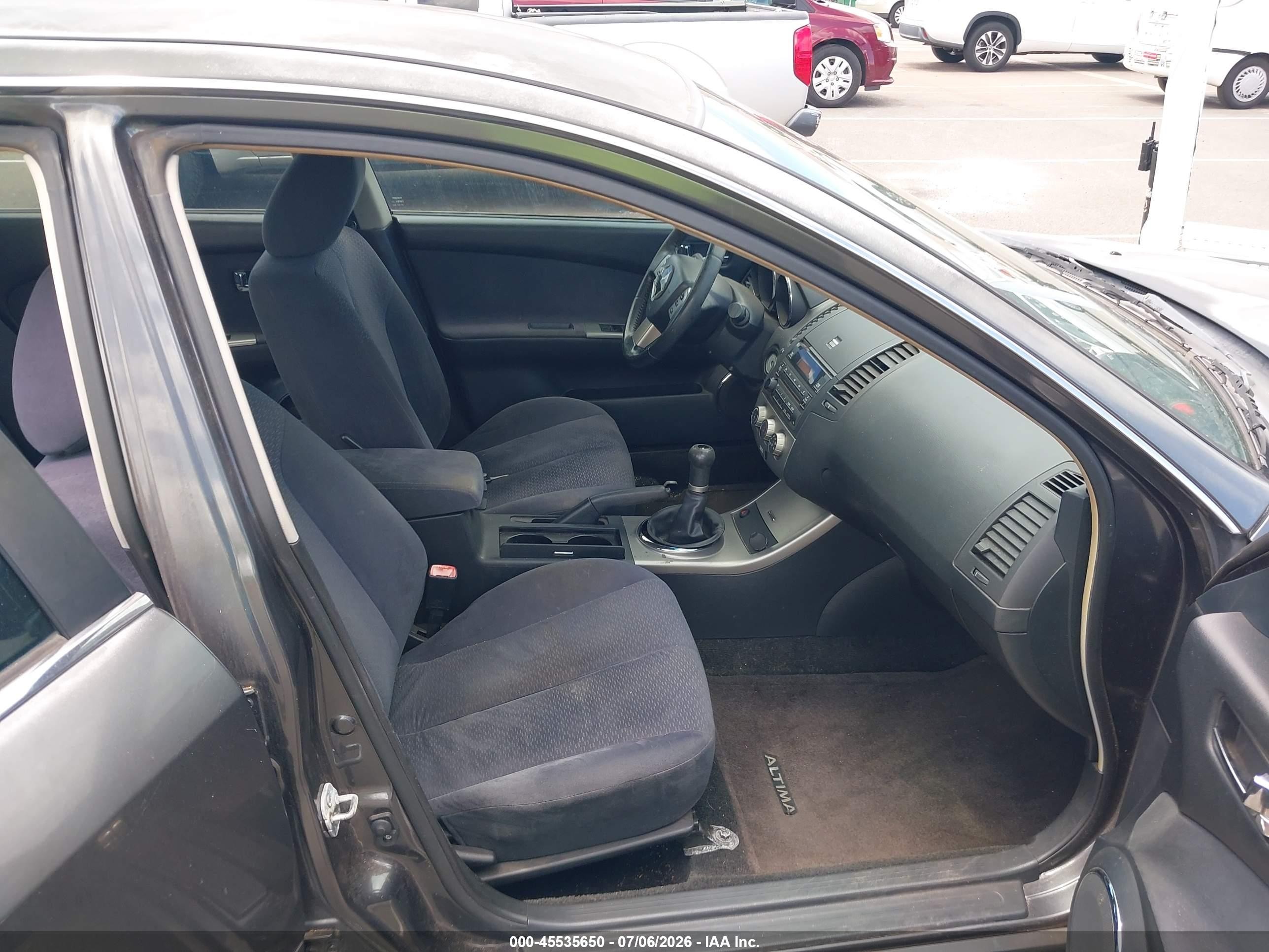 2005 Nissan Altima 3.5 Se Серый vin: 1N4BL11D45C382844