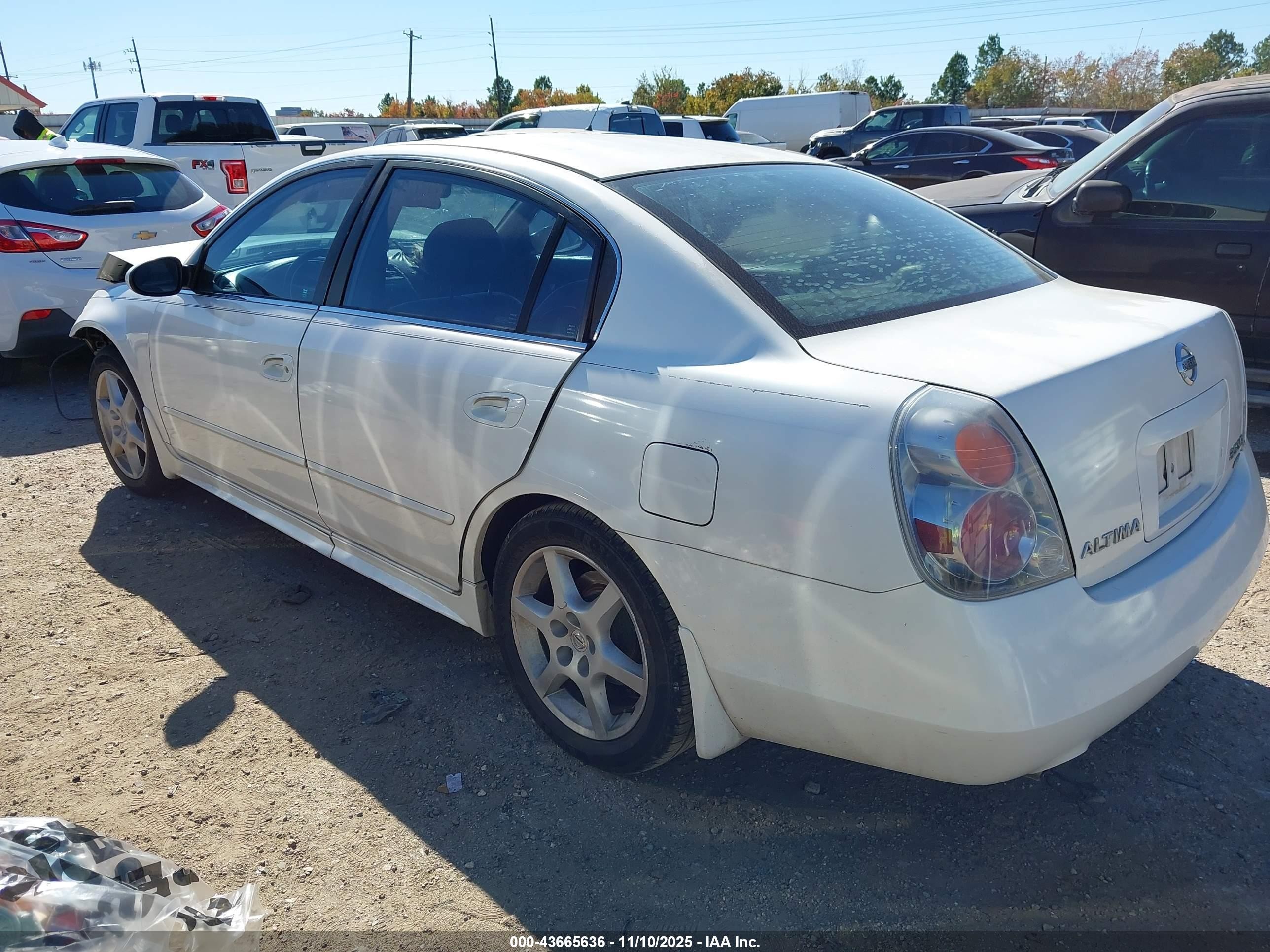 2003 Nissan Altima 3.5 Se White vin: 1N4BL11D63C231811