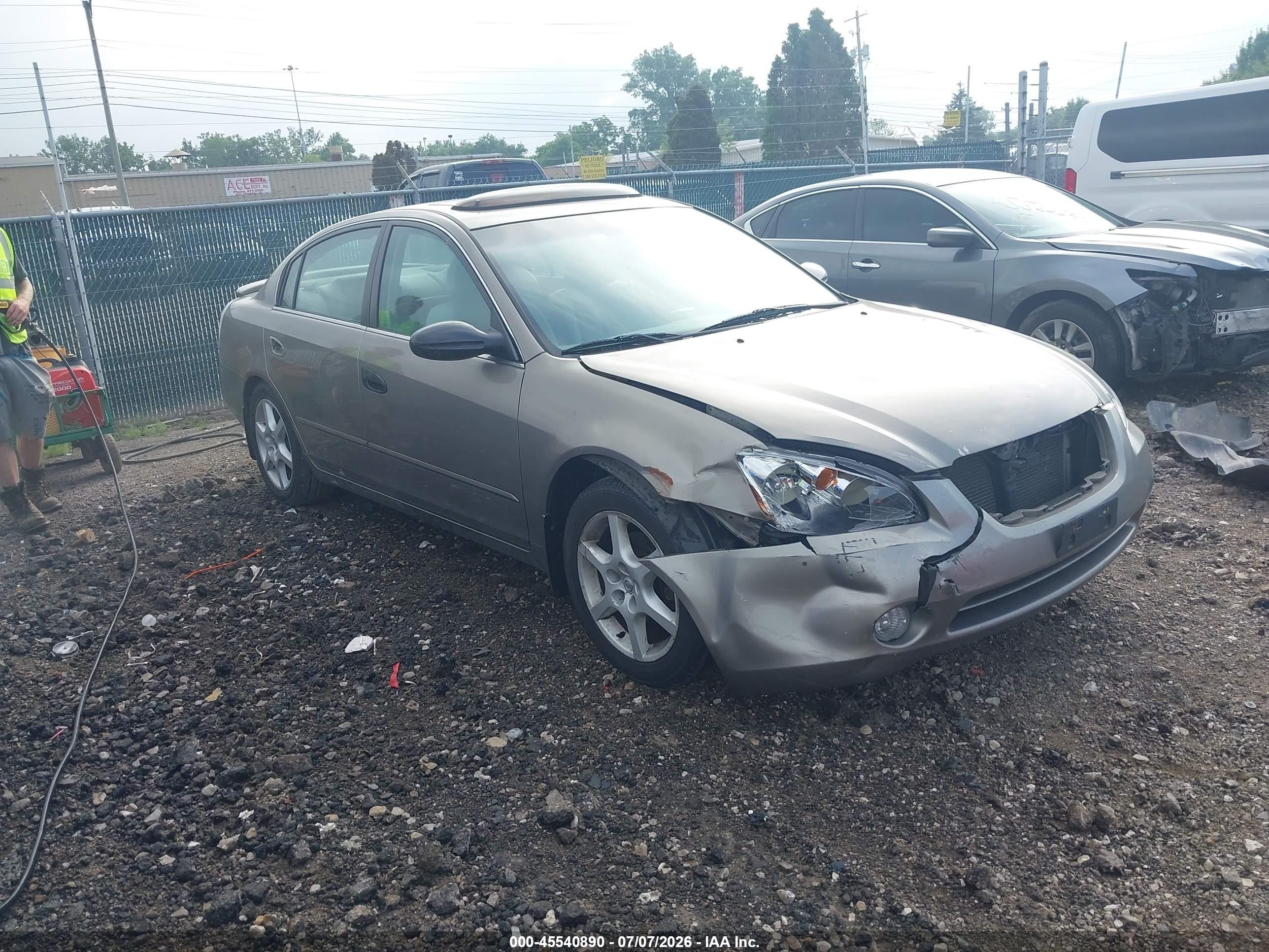 2003 Nissan Altima 3.5 Se Champagne vin: 1N4BL11D73C349169