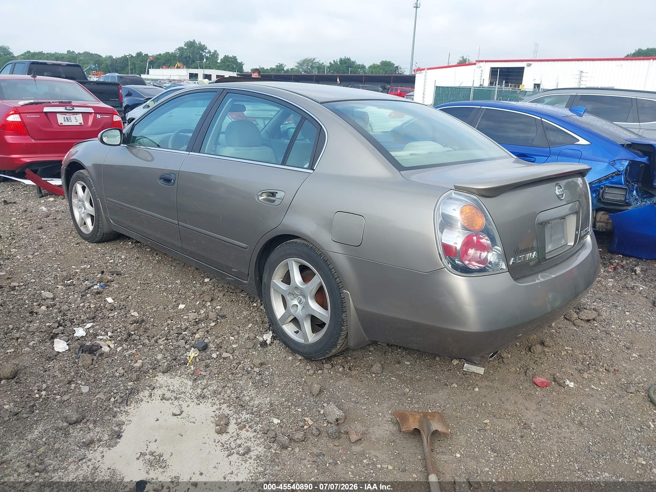 2003 Nissan Altima 3.5 Se Champagne vin: 1N4BL11D73C349169