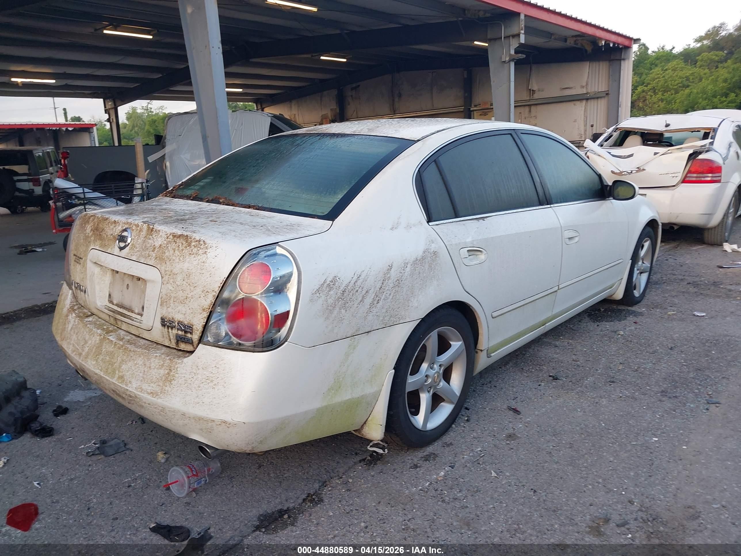 2005 Nissan Altima 3.5 Se White vin: 1N4BL11D85C175146
