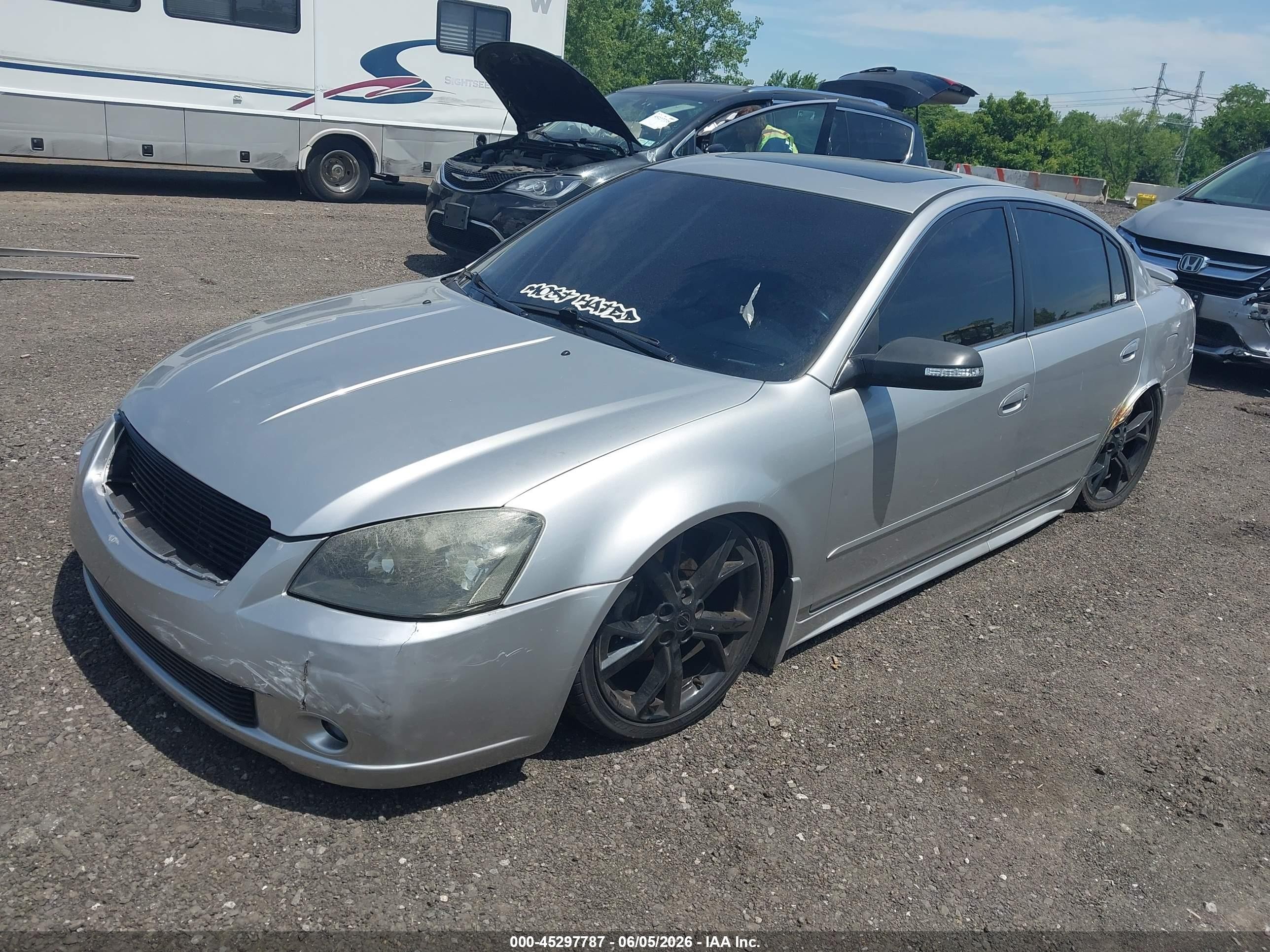 2005 Nissan Altima 3.5 Se Silver vin: 1N4BL11D95C266667