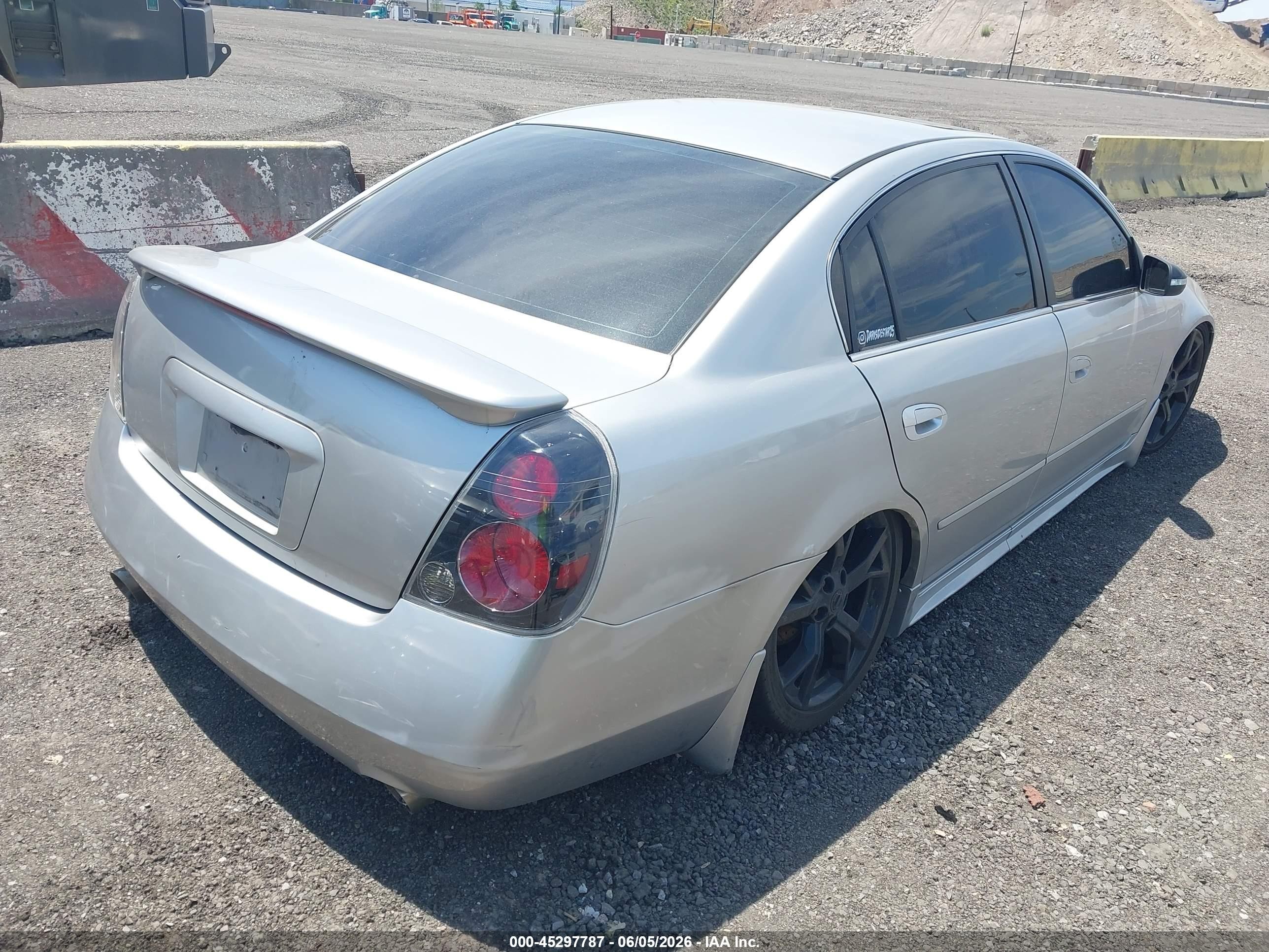 2005 Nissan Altima 3.5 Se Silver vin: 1N4BL11D95C266667
