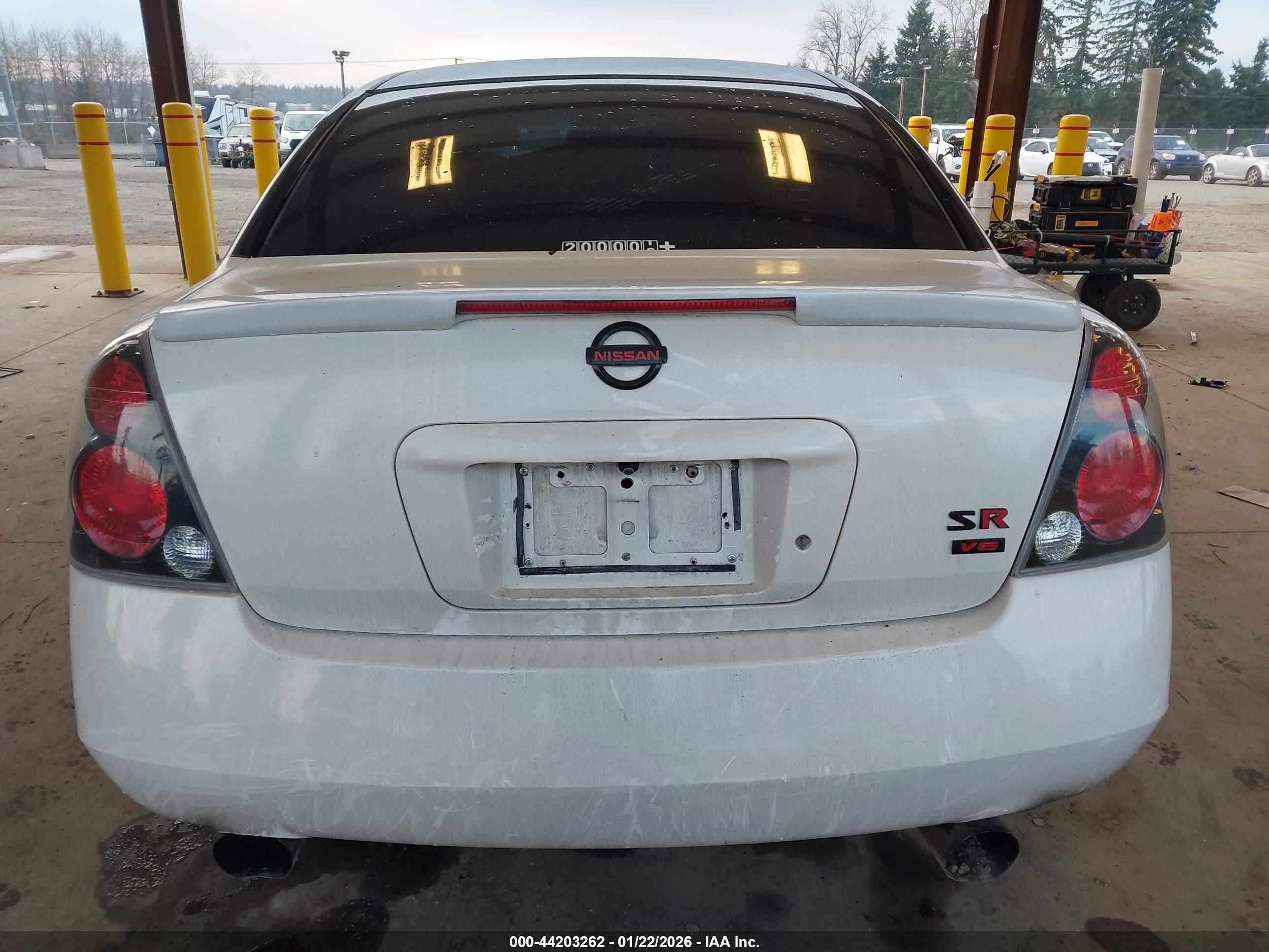 2003 Nissan Altima 3.5 Se White vin: 1N4BL11DX3C108948
