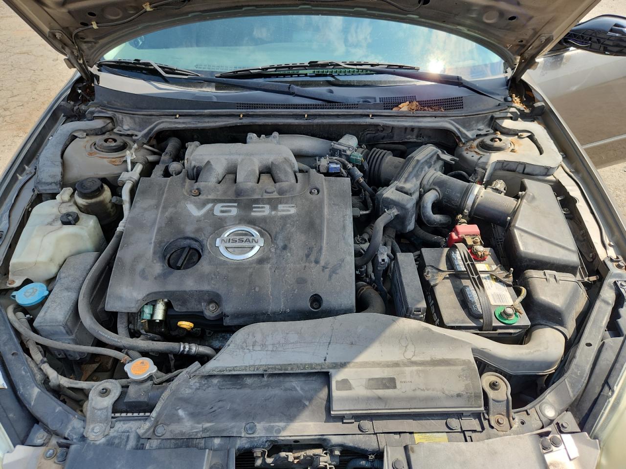 2005 Niss Altima Se Brown vin: 1N4BL11DX5C363621