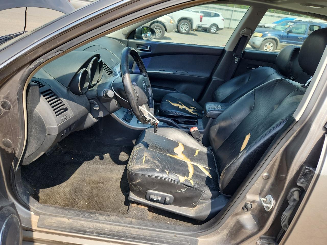 2005 Niss Altima Se Brown vin: 1N4BL11DX5C363621