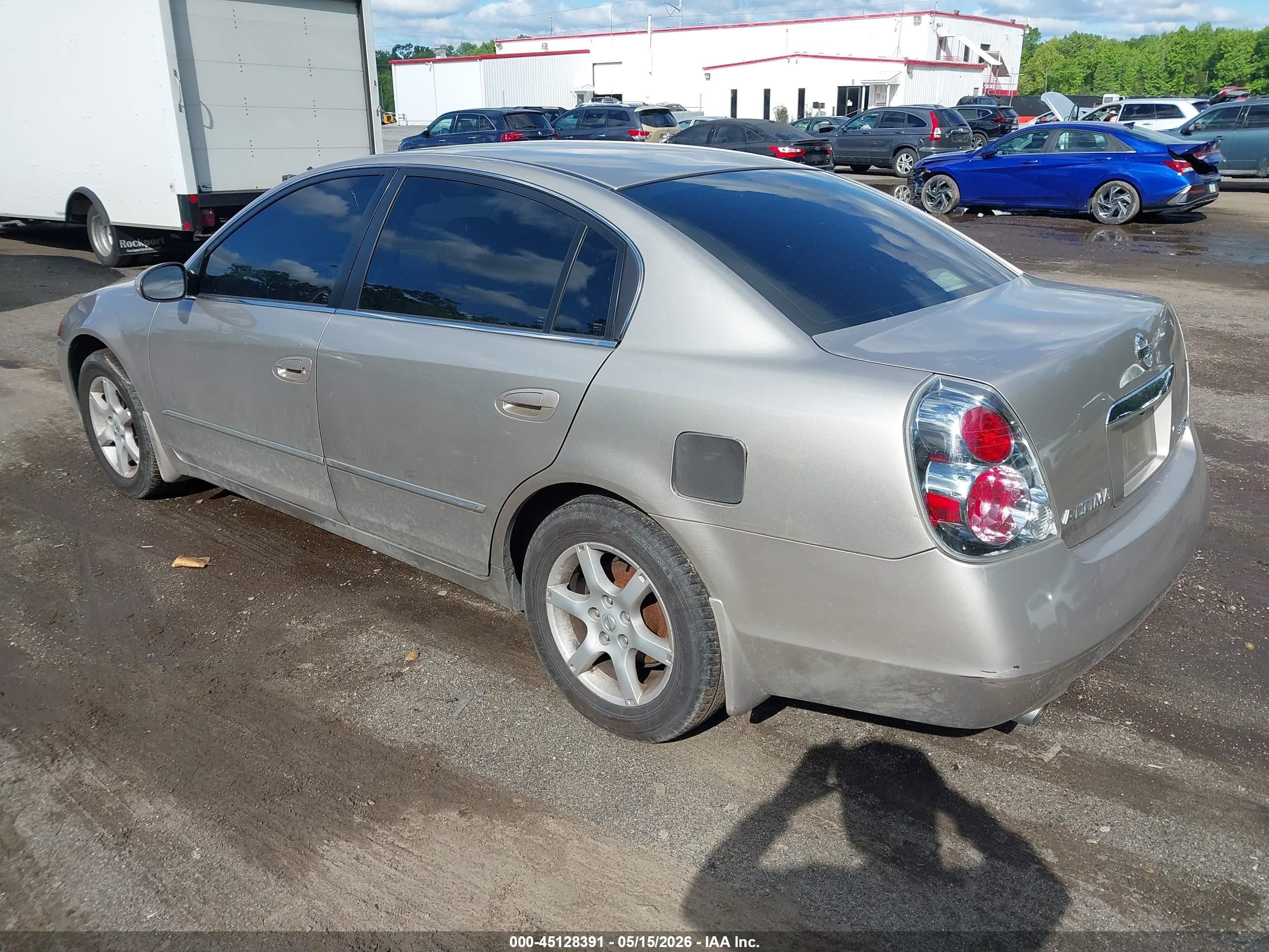 2005 Nissan Altima 3.5 Sl Gold vin: 1N4BL11E95C184673