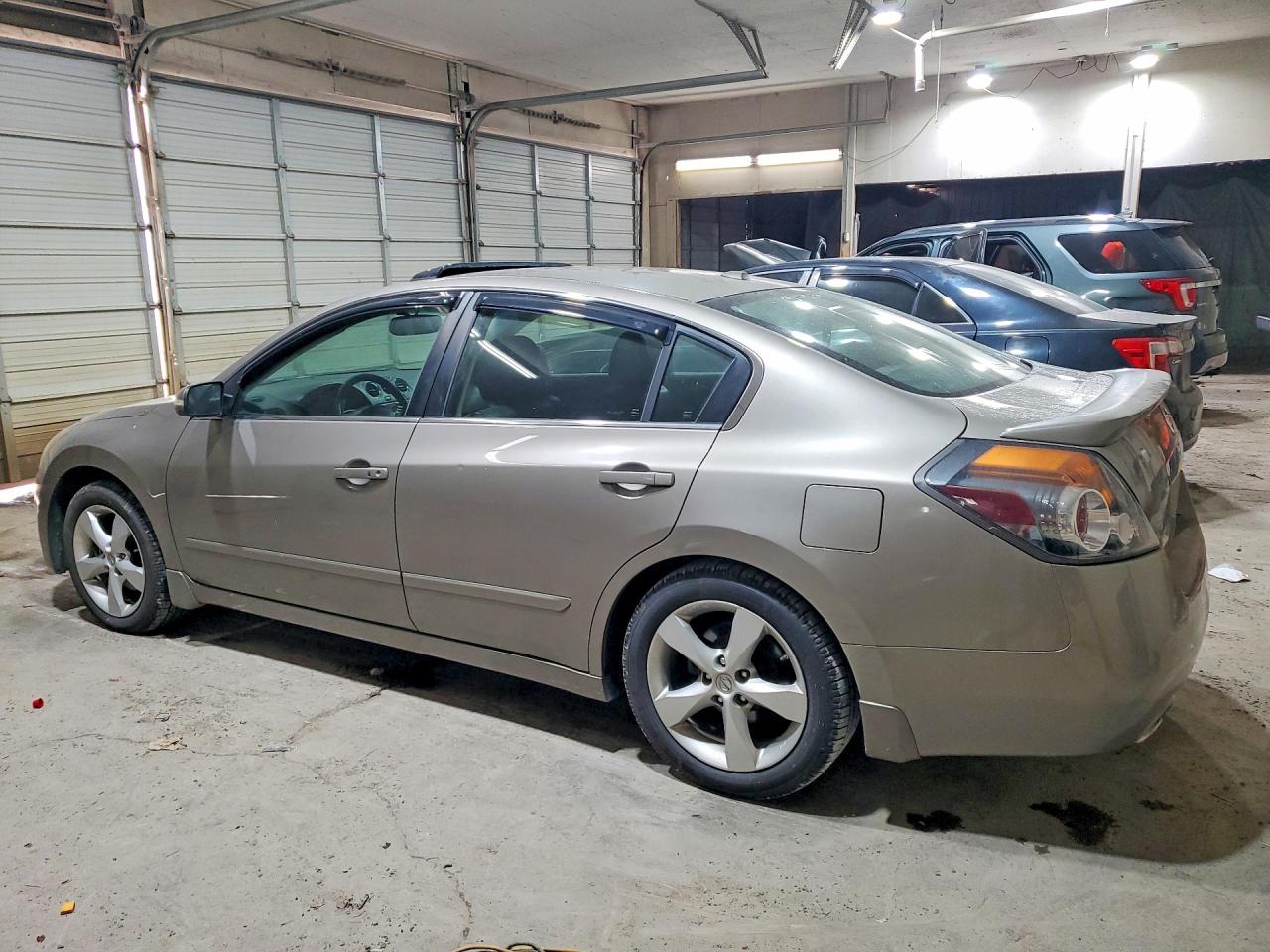 2008 Nissan Altima 3.5 Se Beige vin: 1N4BL21E48C218920