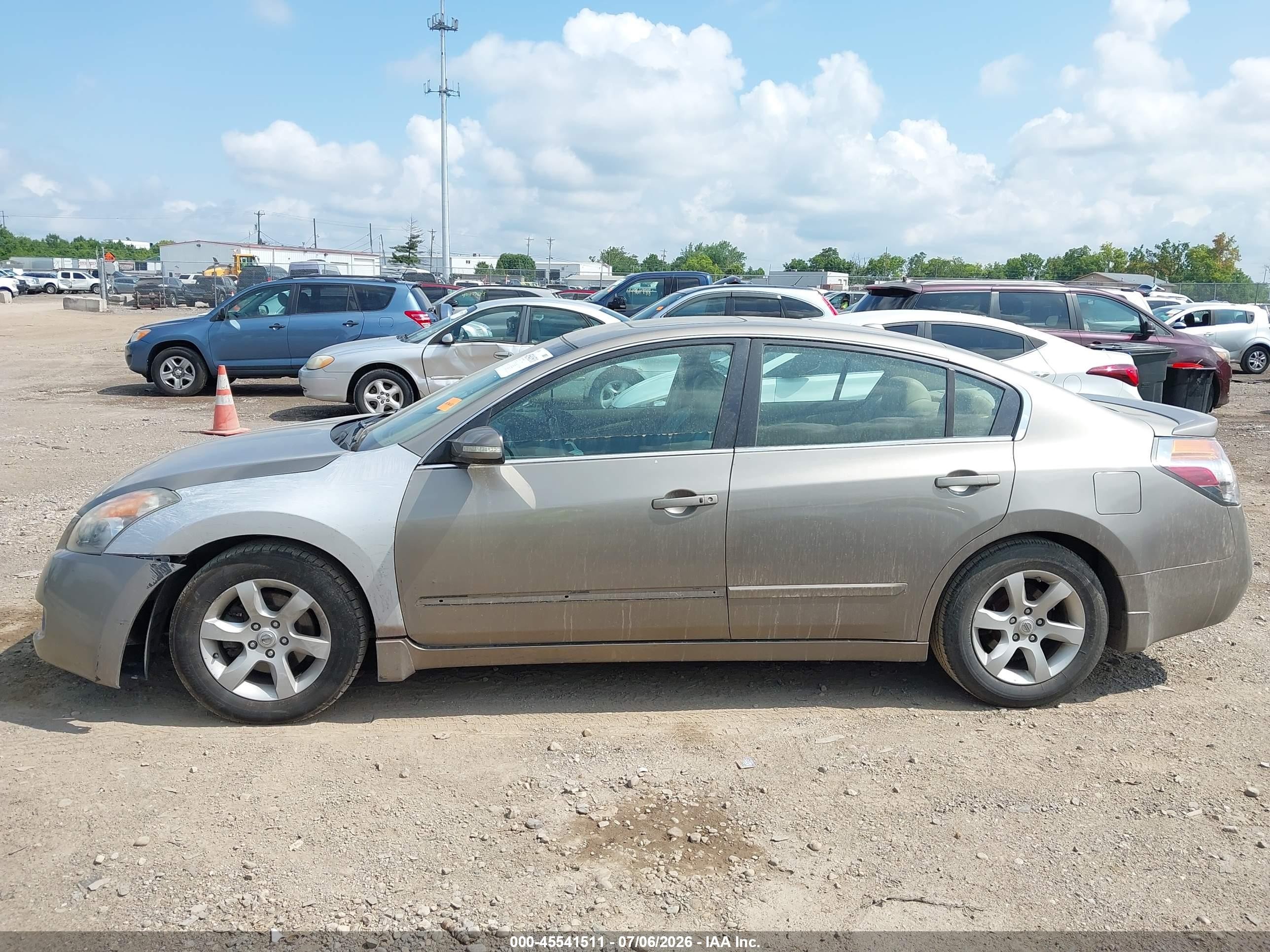 2008 Nissan Altima 3.5 Sl Gold vin: 1N4BL21E88C207239