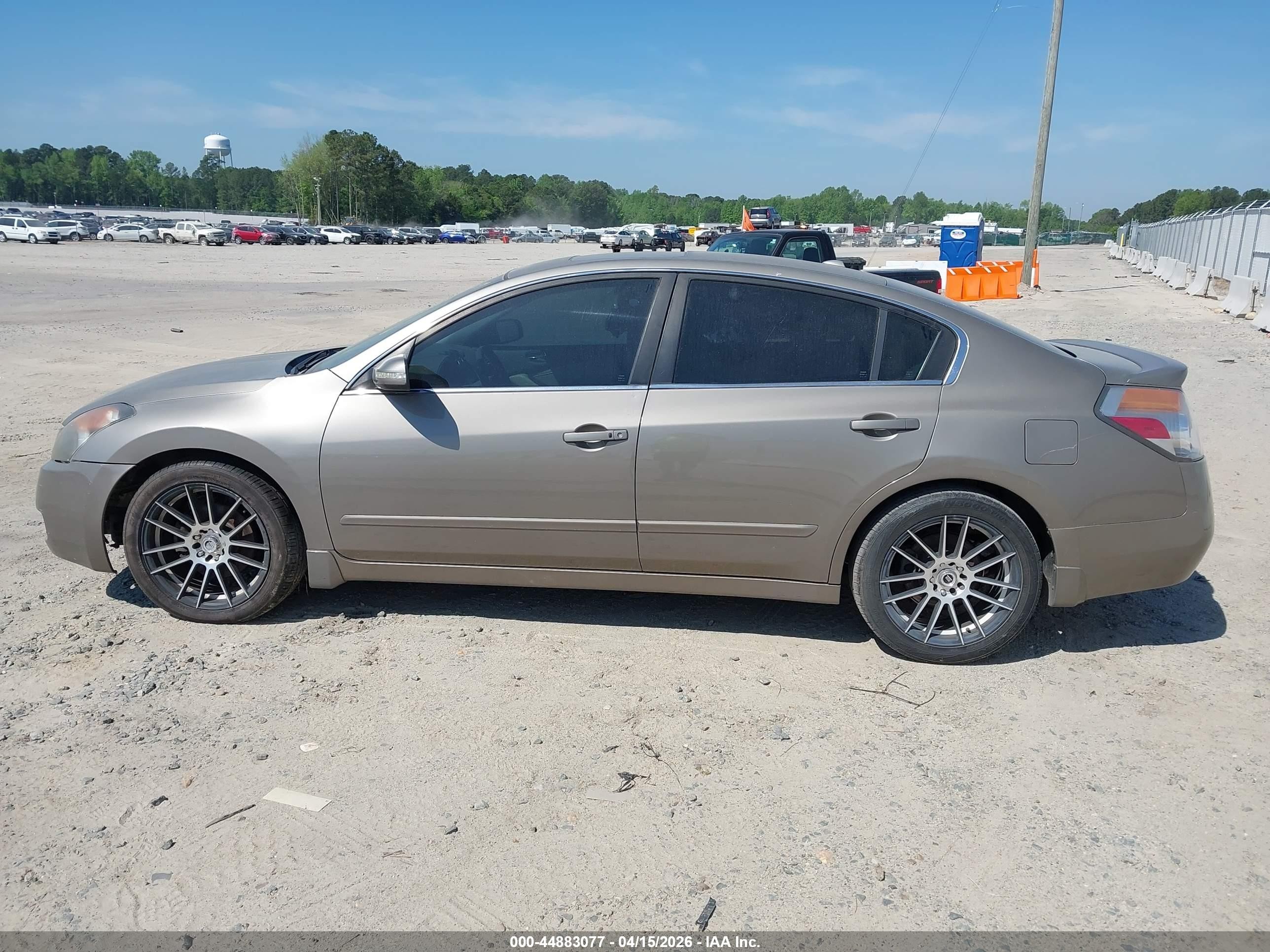 2007 Nissan Altima 3.5 Sl Золотой vin: 1N4BL21EX7C210691