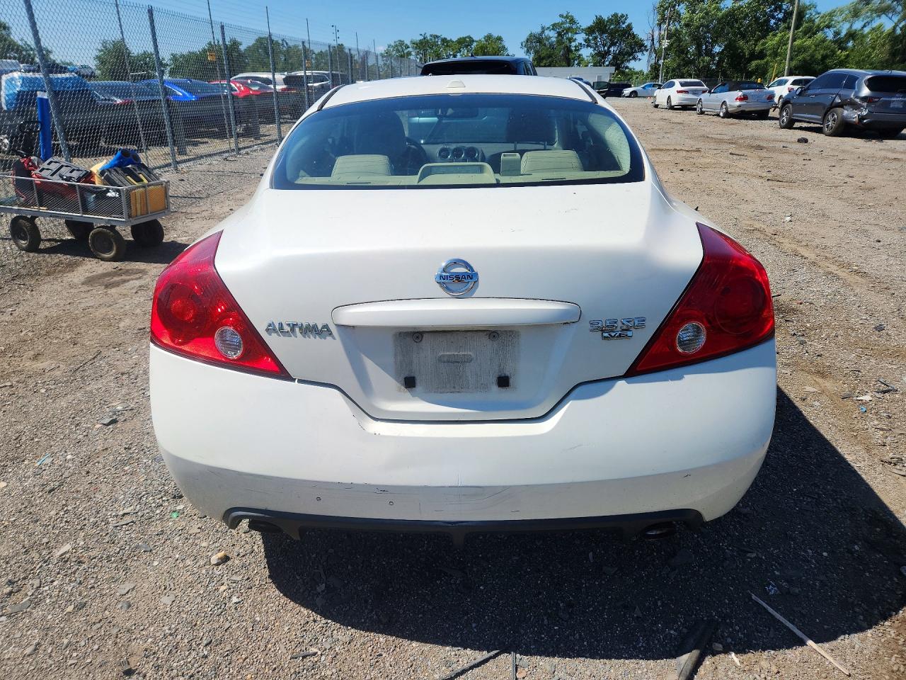 2008 Nissan Altima 3.5 Se Белый vin: 1N4BL24E38C135331