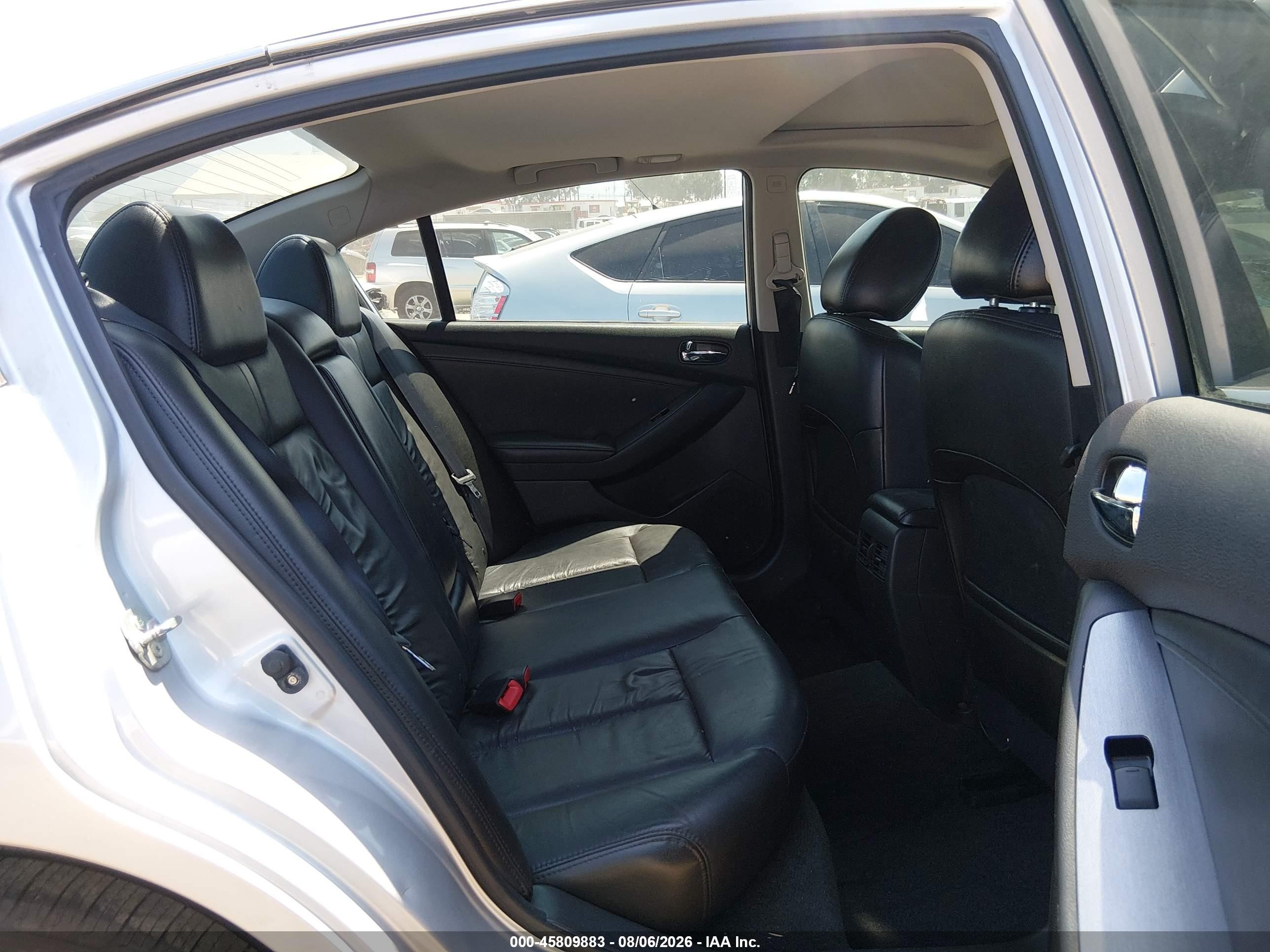 2012 Nissan Altima 3.5 Sr Серебряный vin: 1N4BL2AP1CN546665
