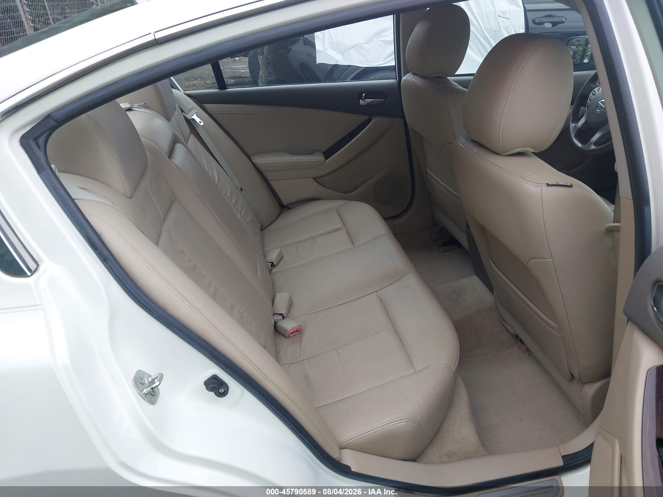 2011 Nissan Altima 3.5 Sr White vin: 1N4BL2AP2BC175378