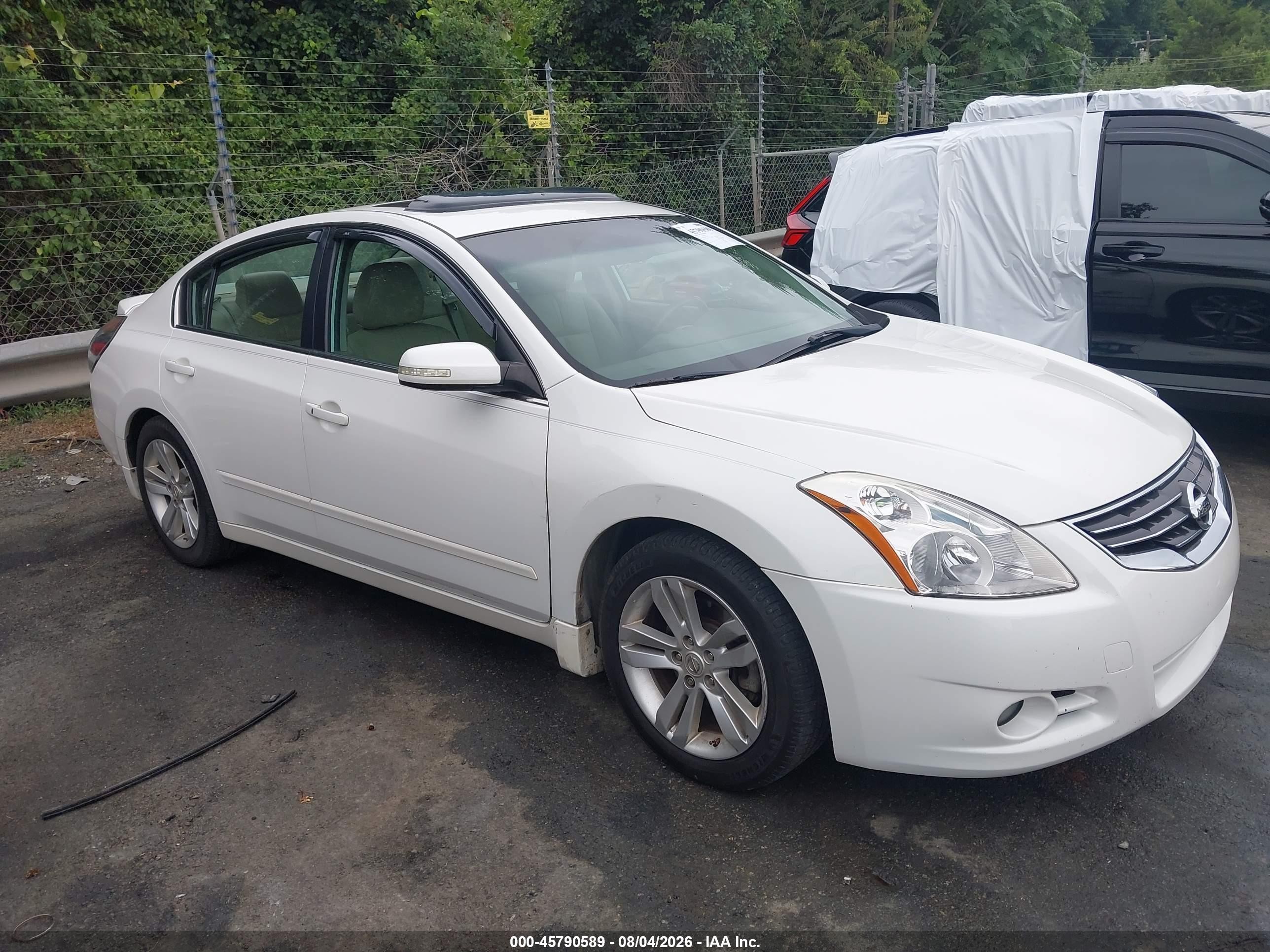 2011 Nissan Altima 3.5 Sr White vin: 1N4BL2AP2BC175378