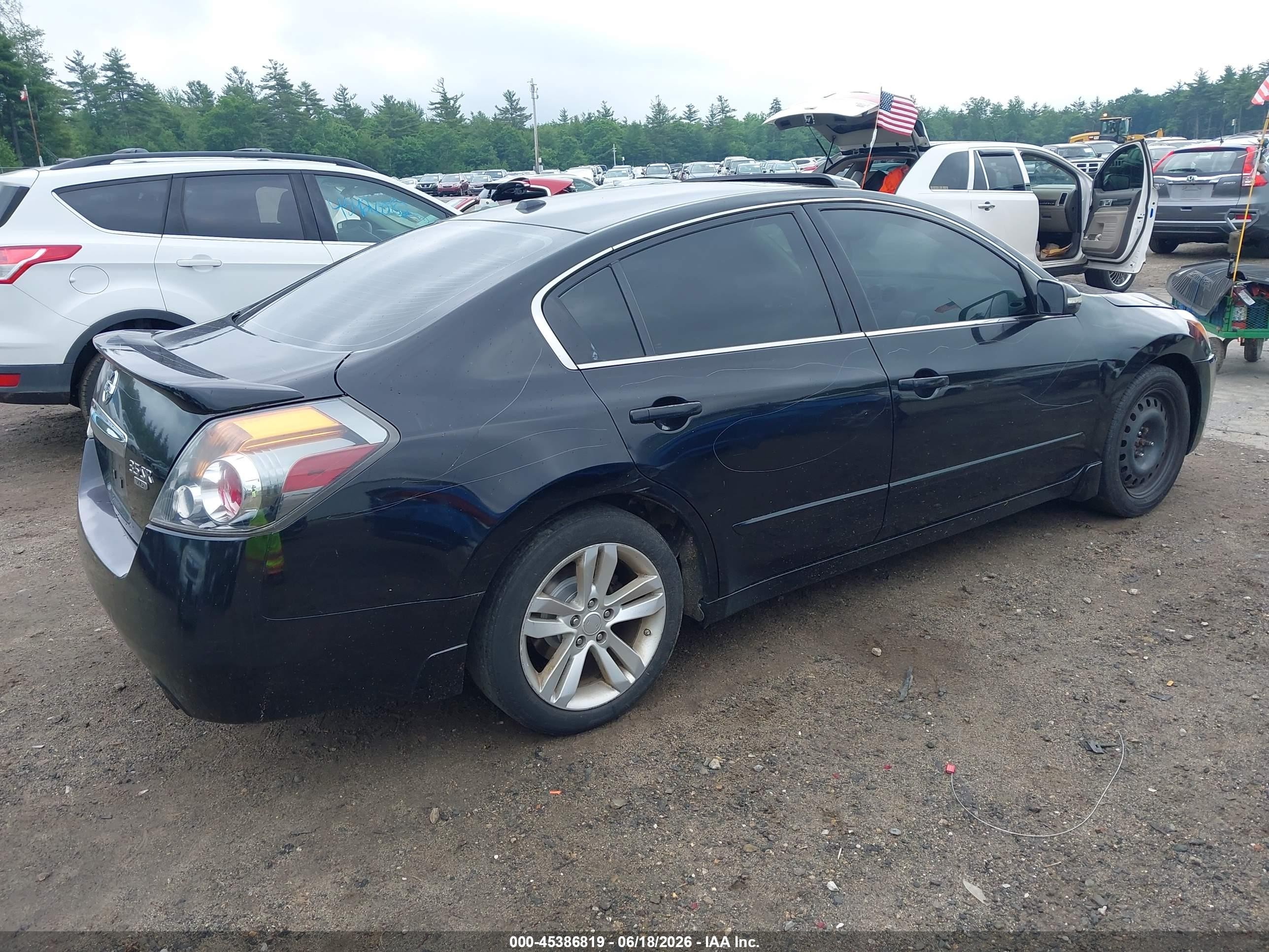 2011 Nissan Altima 3.5 Sr Черный vin: 1N4BL2AP5BC157750