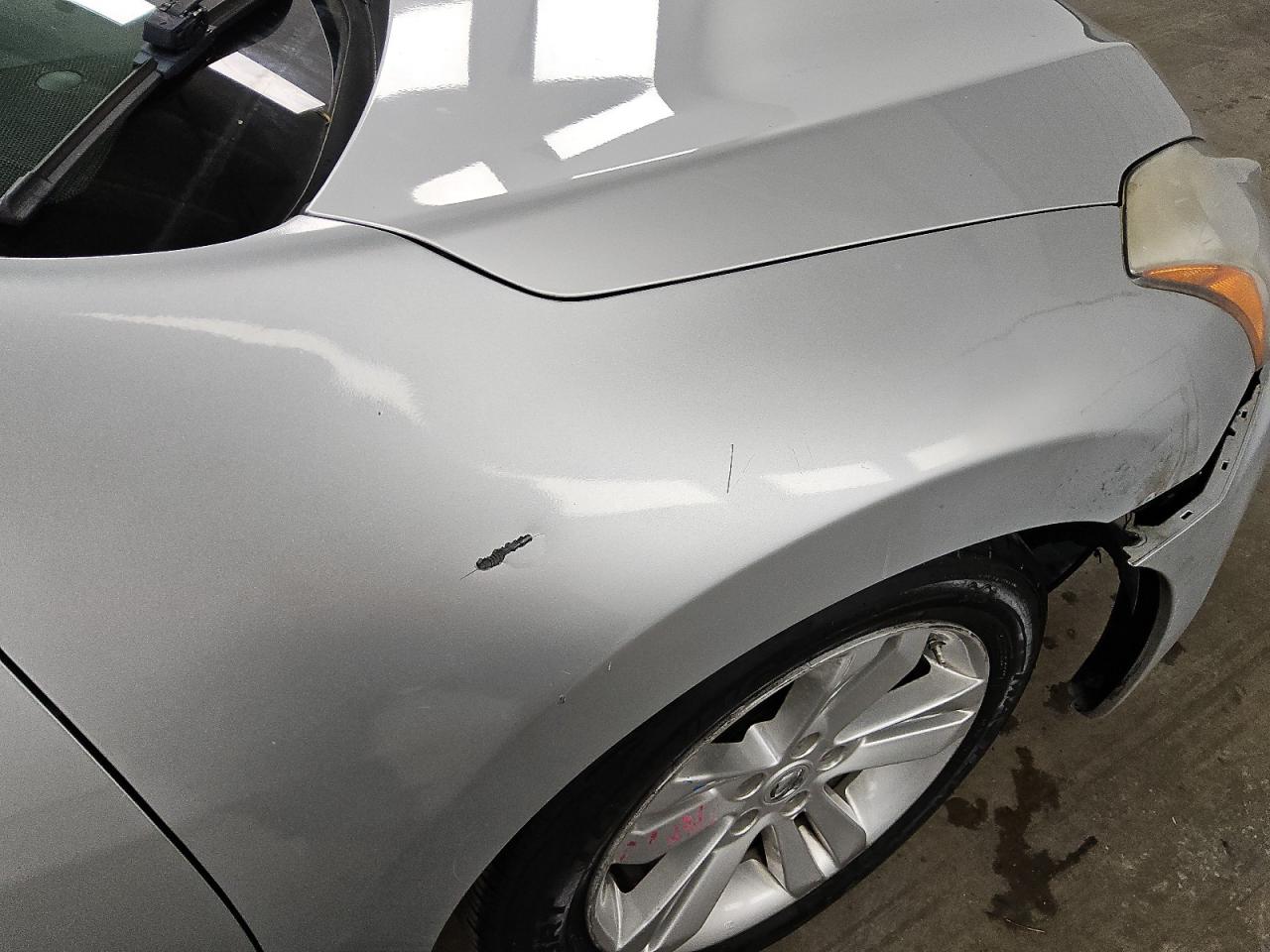 2012 Nissan Altima Sr Серебряный vin: 1N4BL2AP5CC174078 Damage: Right Front Fender, Dent(S) W/ Paint Dmg, 3 To 4 Inches