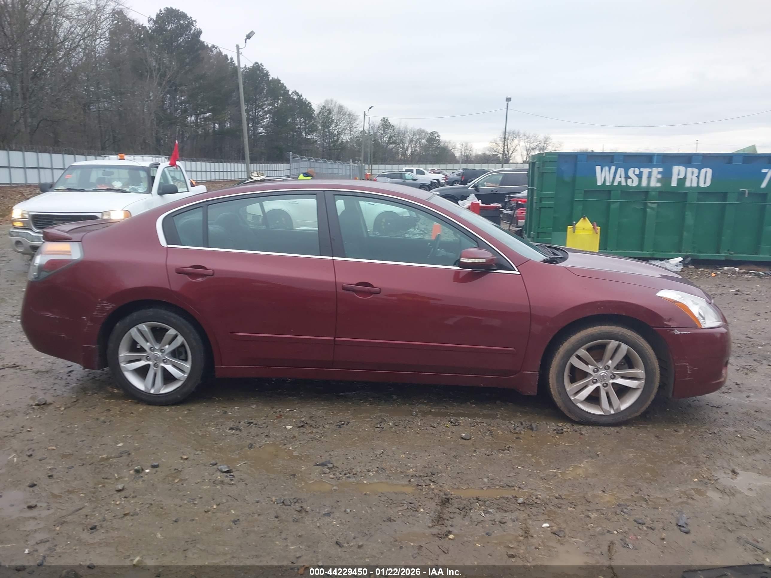 2010 Nissan Altima 3.5 Sr Red vin: 1N4BL2AP6AN466498