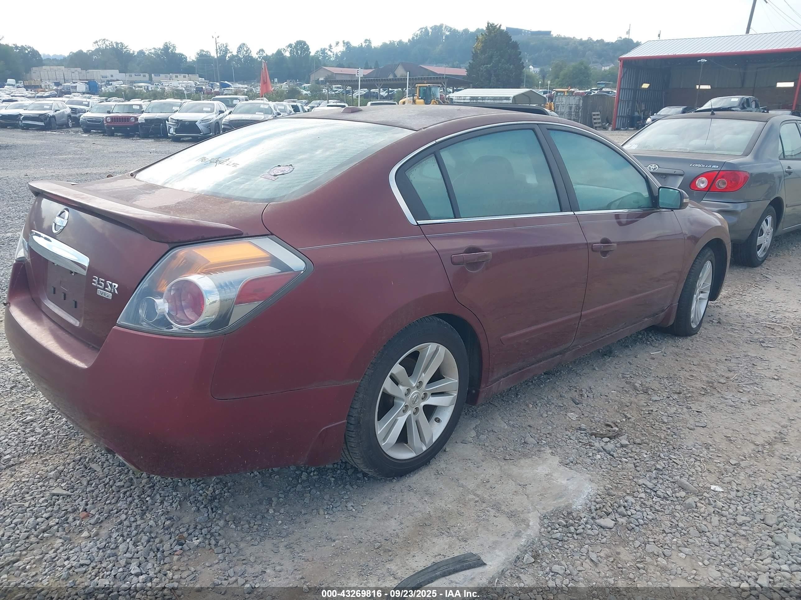 2010 Nissan Altima 3.5 Sr Red vin: 1N4BL2AP7AC187752