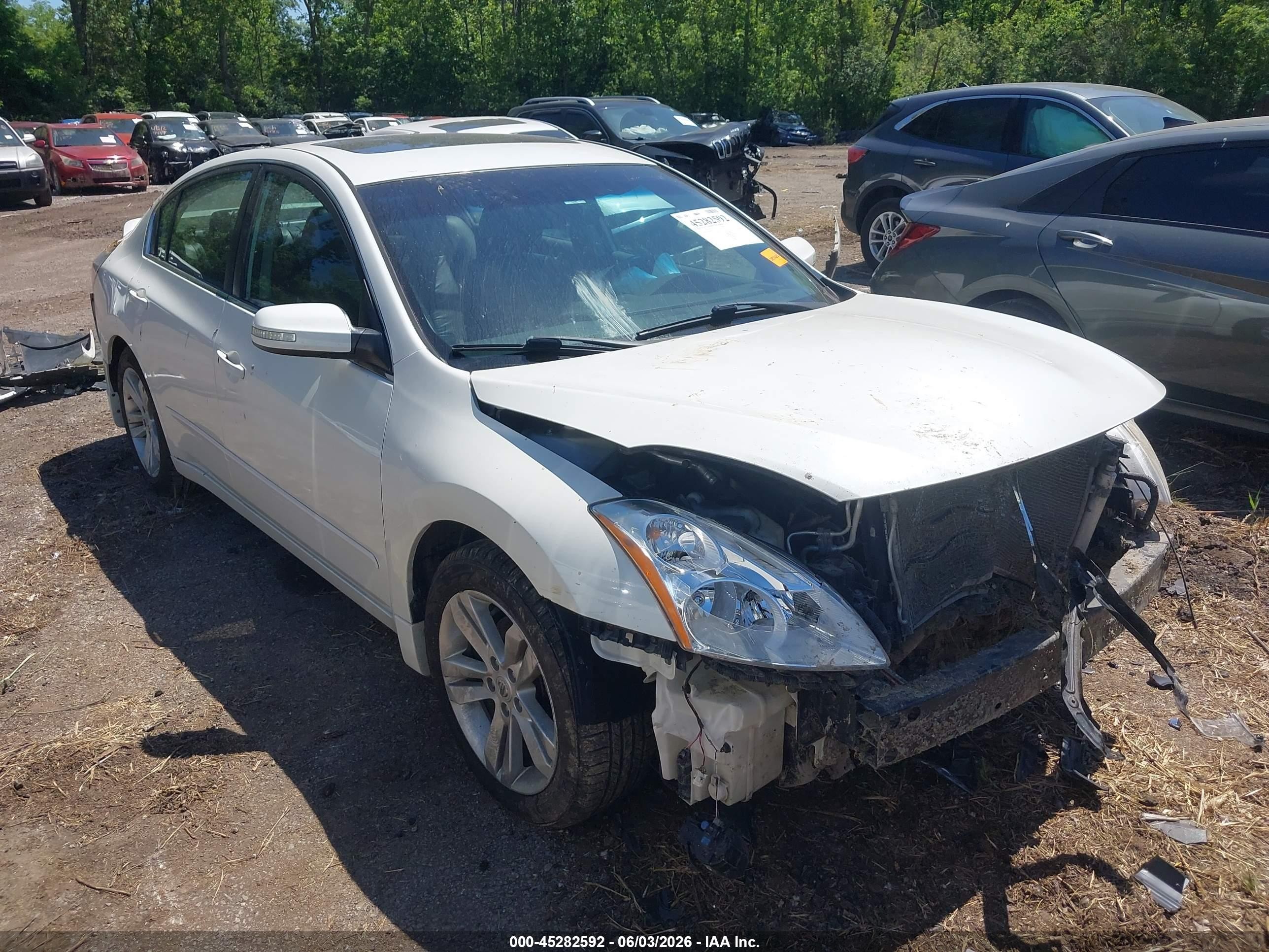 2010 Nissan Altima 3.5 Sr White vin: 1N4BL2AP7AN440525