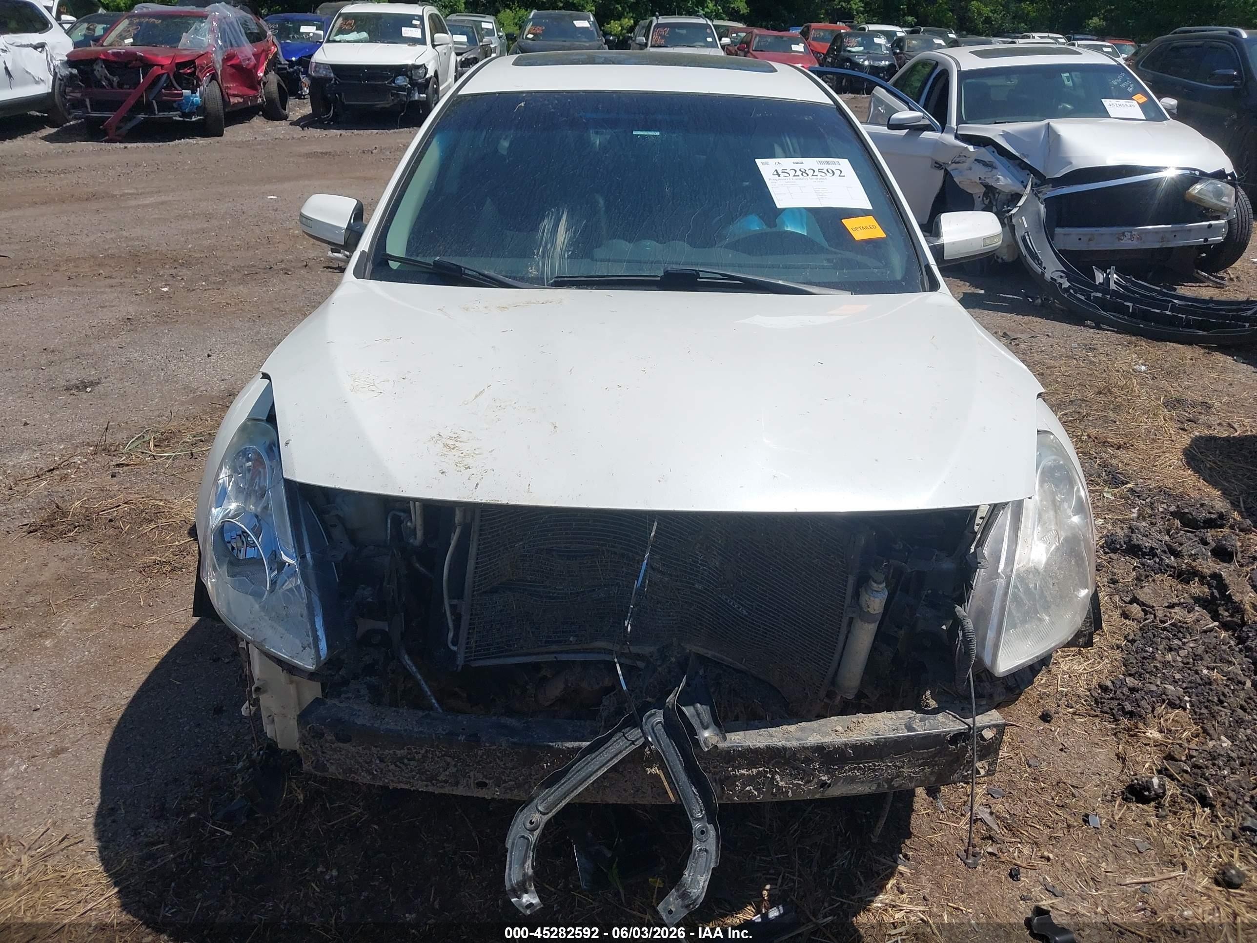 2010 Nissan Altima 3.5 Sr White vin: 1N4BL2AP7AN440525