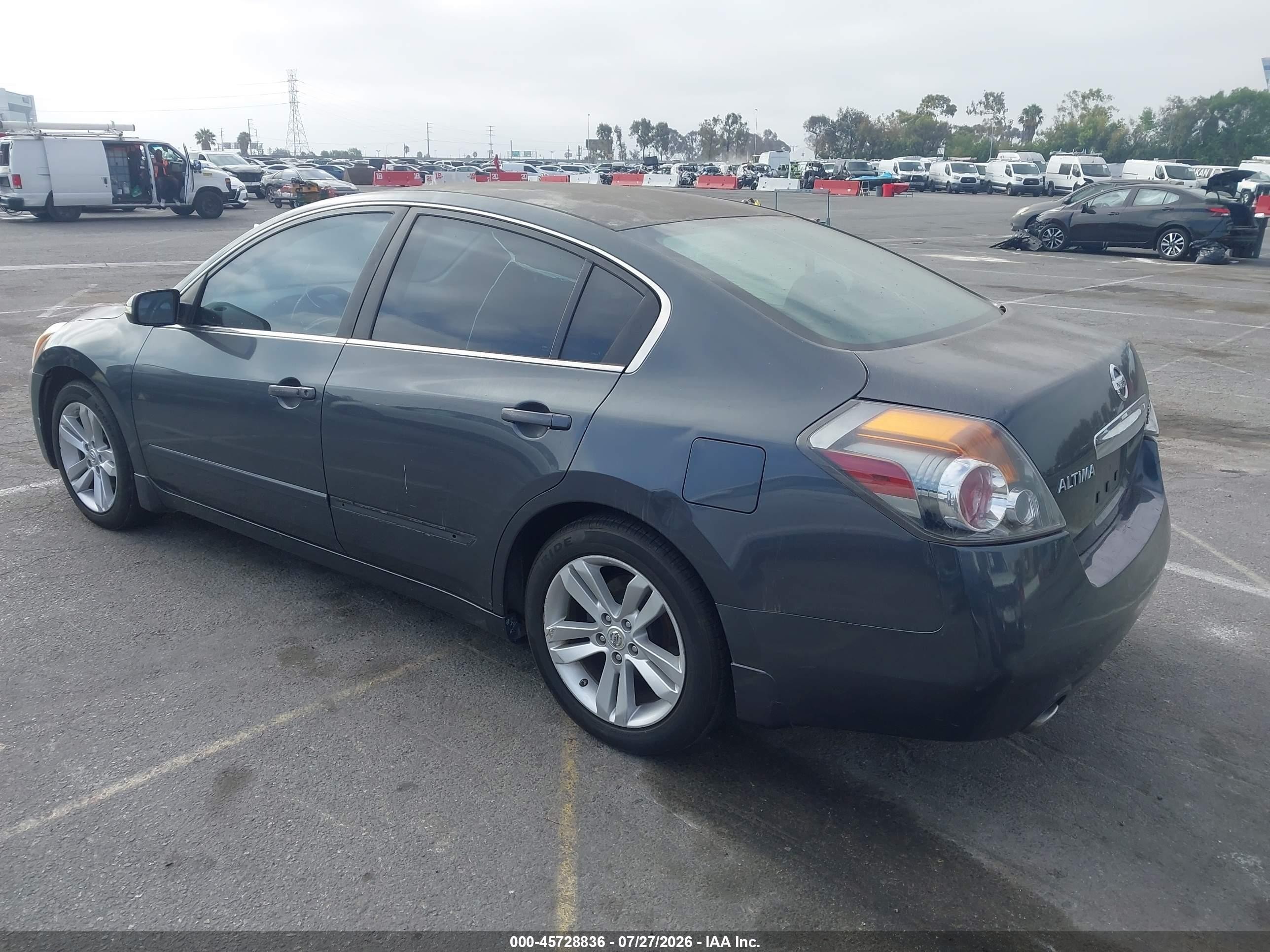 2011 Nissan Altima 3.5 Sr Серый vin: 1N4BL2AP7BN472229
