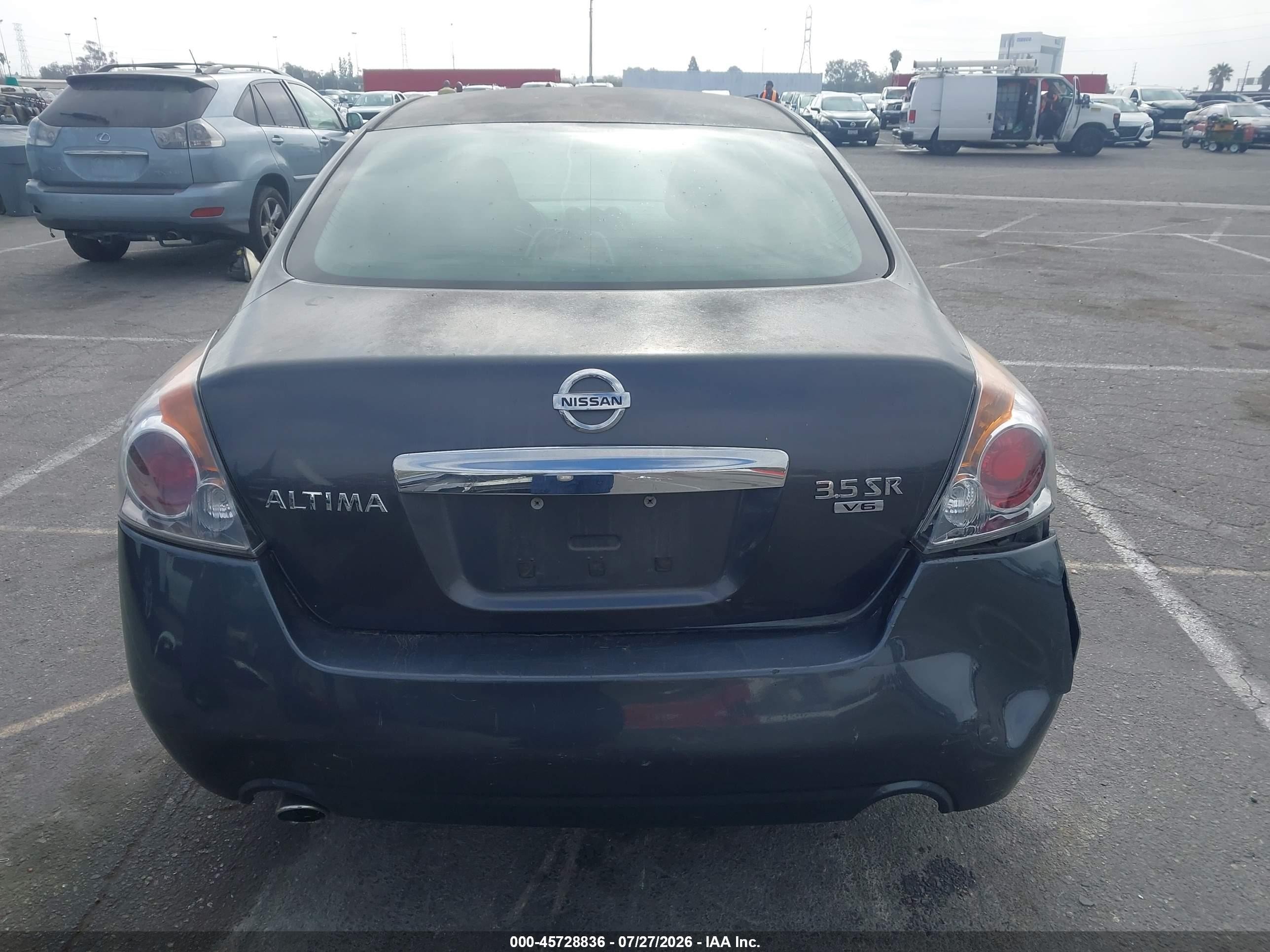 2011 Nissan Altima 3.5 Sr Серый vin: 1N4BL2AP7BN472229