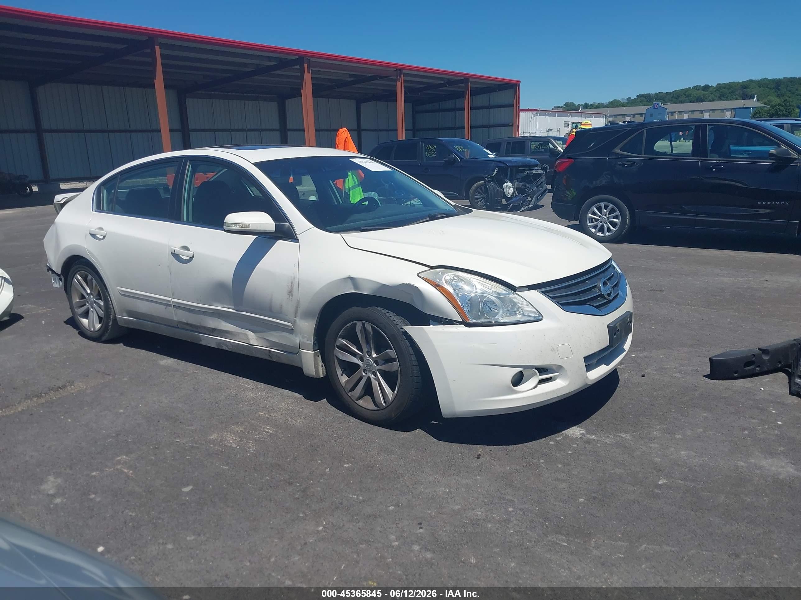 2010 Nissan Altima 3.5 Sr White vin: 1N4BL2AP8AC117323