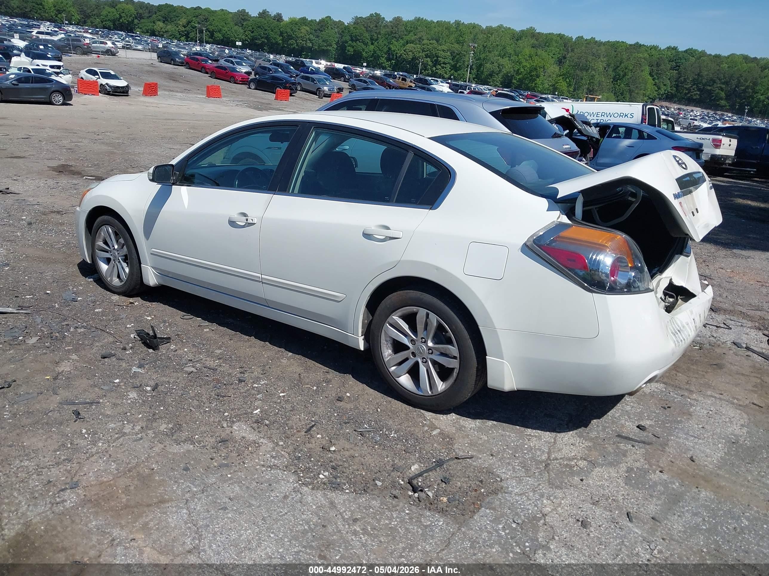 2010 Nissan Altima 3.5 Sr White vin: 1N4BL2APXAN445007